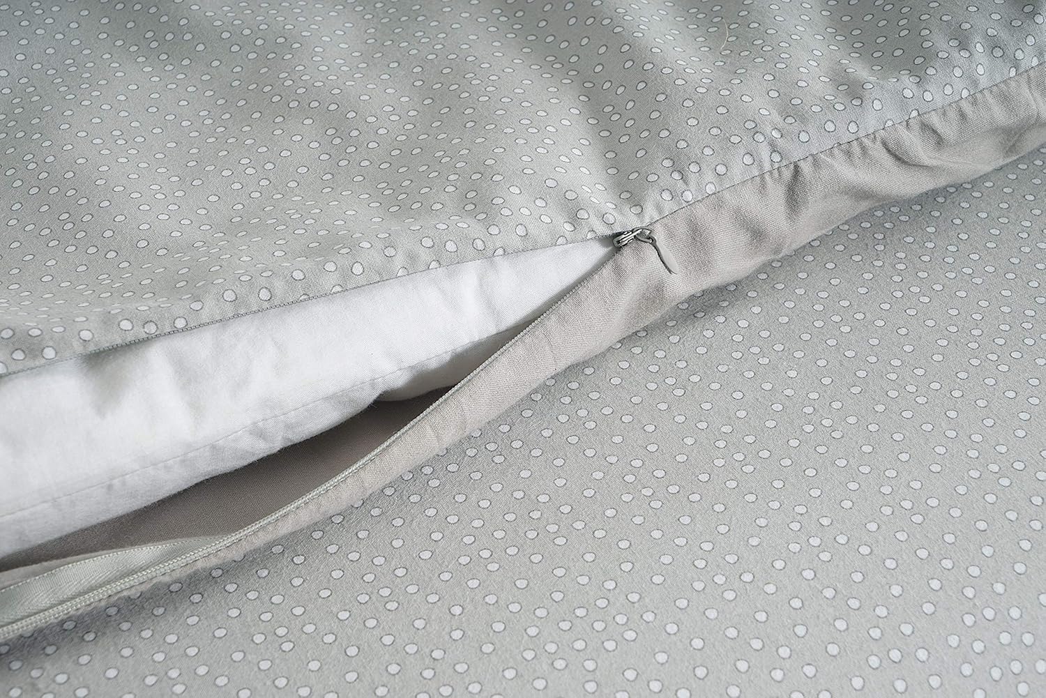 Casa Platino – Juego de funda de edredón 100% algodón orgánico, tamaño matrimonial o queen, color gris con lunares blancos, tejido de percal de