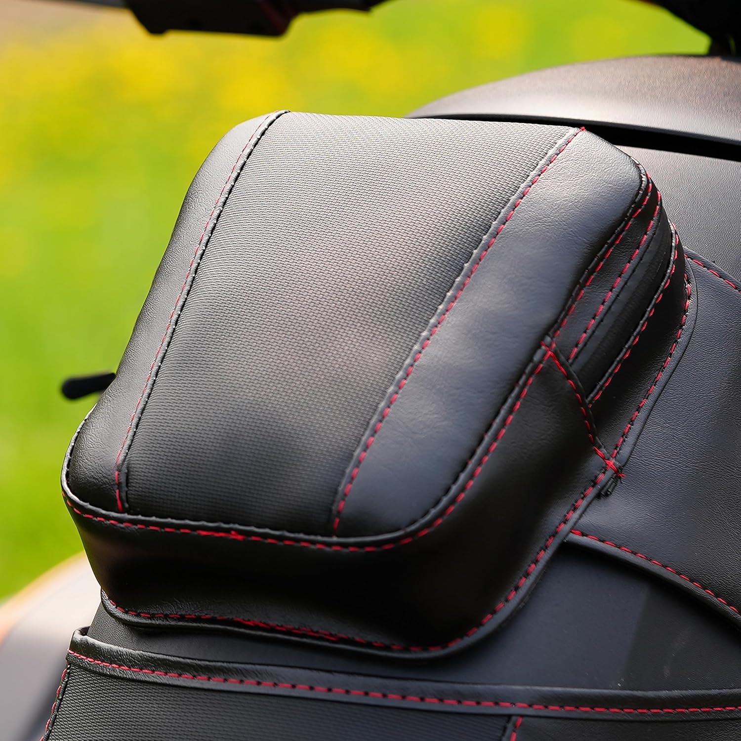 Mostrar bolsa de tanque balístico cromado para 2019+ Can-Am Ryker almacenamiento impermeable cremallera roja puntada H40-402CRED