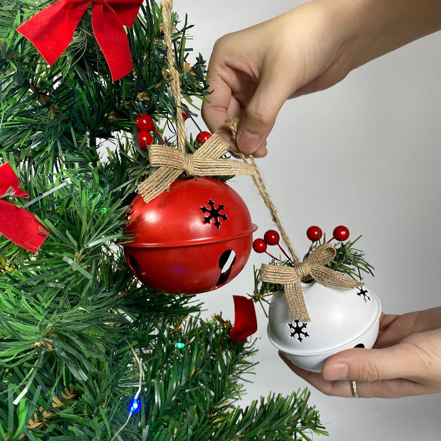6 adornos de cascabel de Navidad en rojo, blanco y verde, colgante de campanas de árbol de Navidad, suministros de fiesta de Navidad para decoración