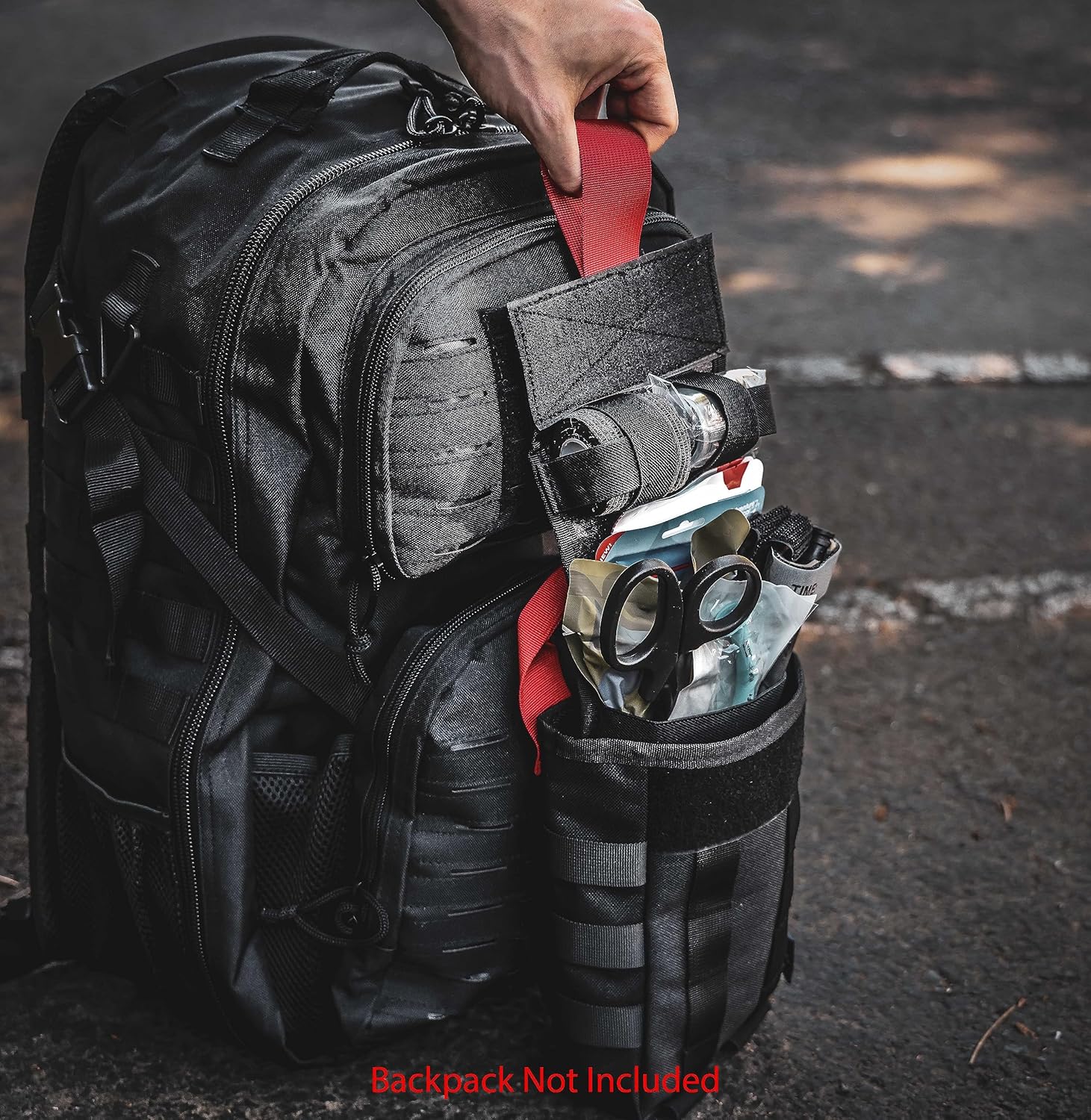 Lightning X – Kit de primeros auxilios táctico IFAK MOLLE con tecnología de lengüeta roja LXPB70-SKK, color negro