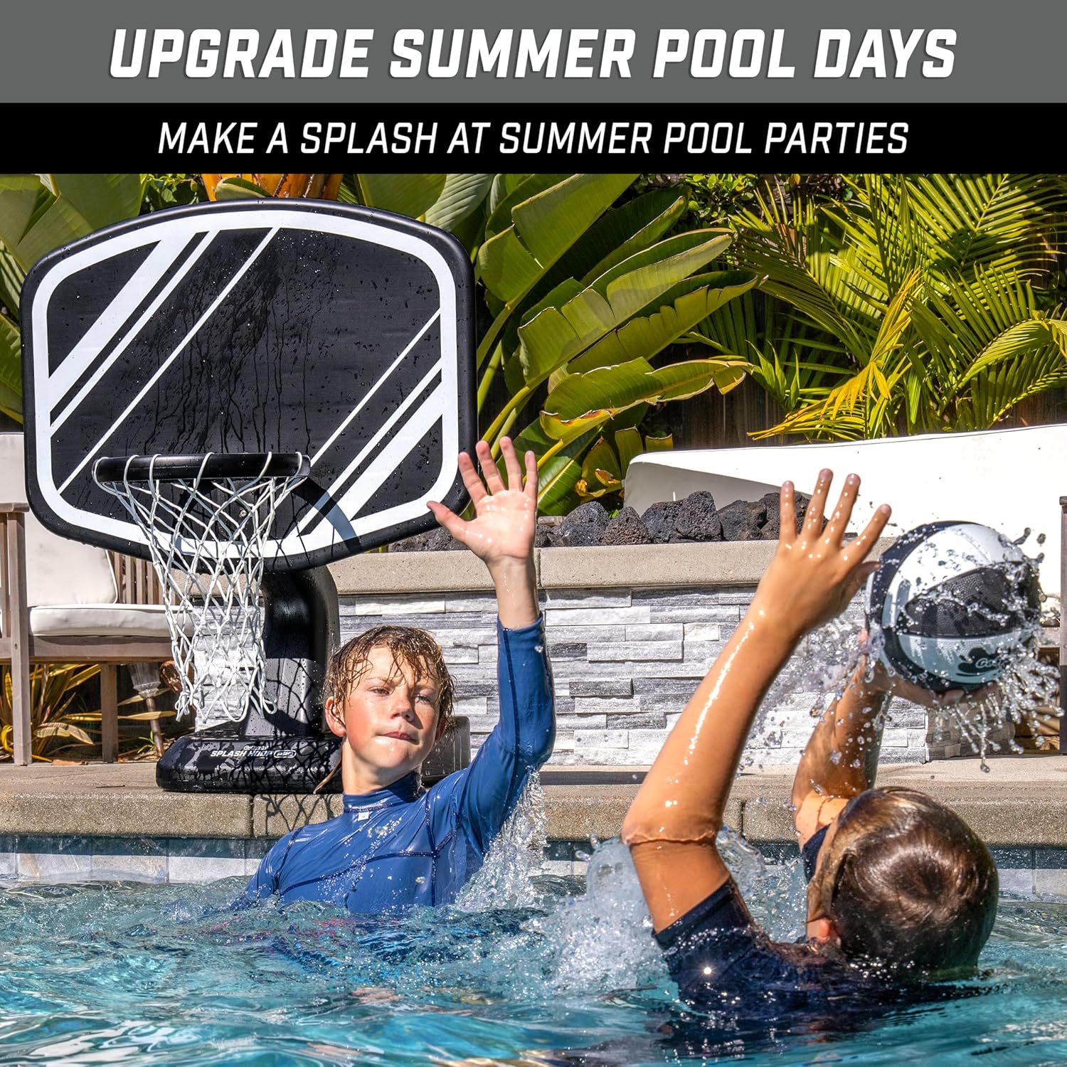 GoSports Splash Hoop – Juego de baloncesto para piscina, incluye aro de baloncesto de agua junto a la piscina, 2 bolas y bomba de inflador, elige tu