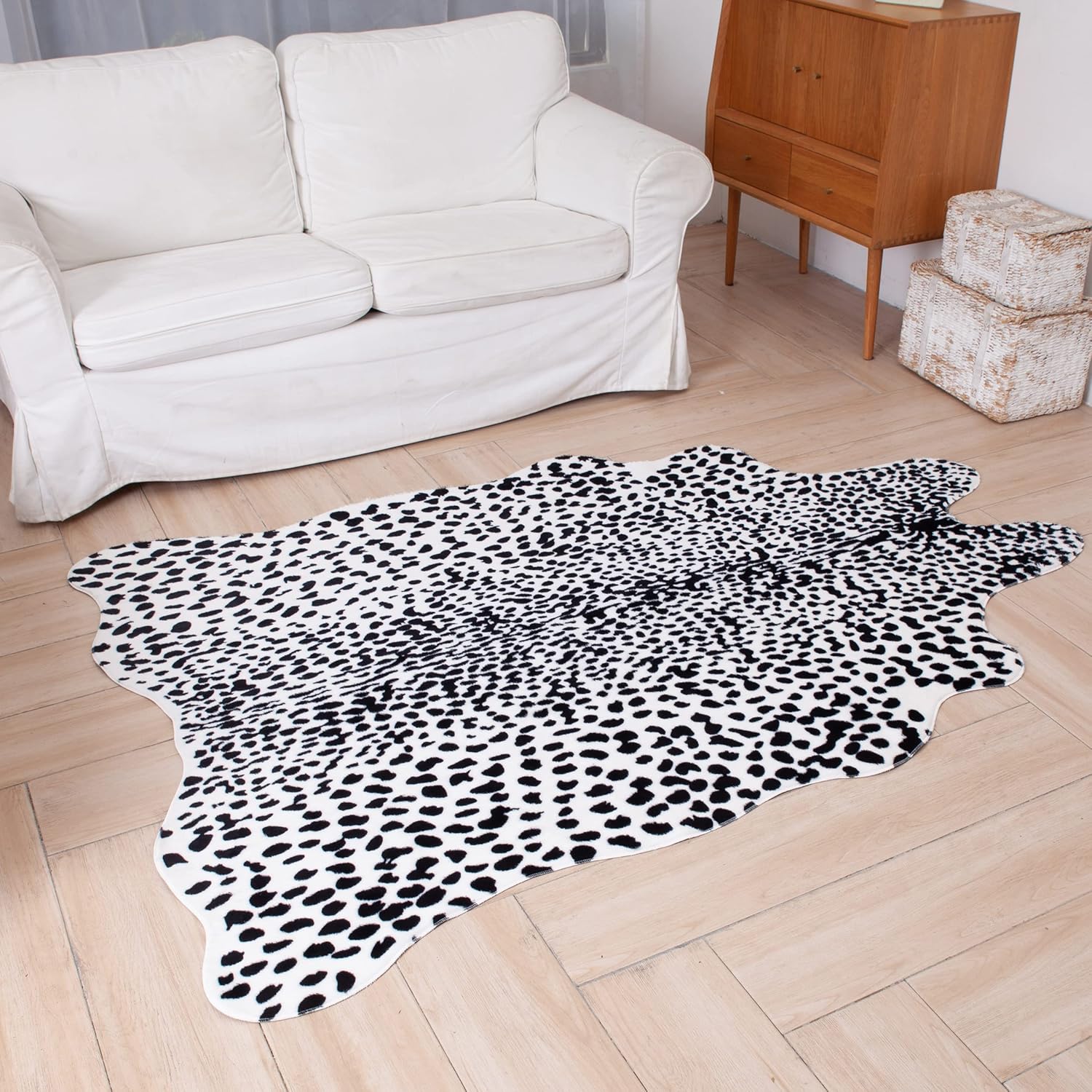 MustMat Alfombra sintética de animales con estampado de leopardo blanco y negro, para sala de estar, aproximadamente 4.5 x 6.2 pies