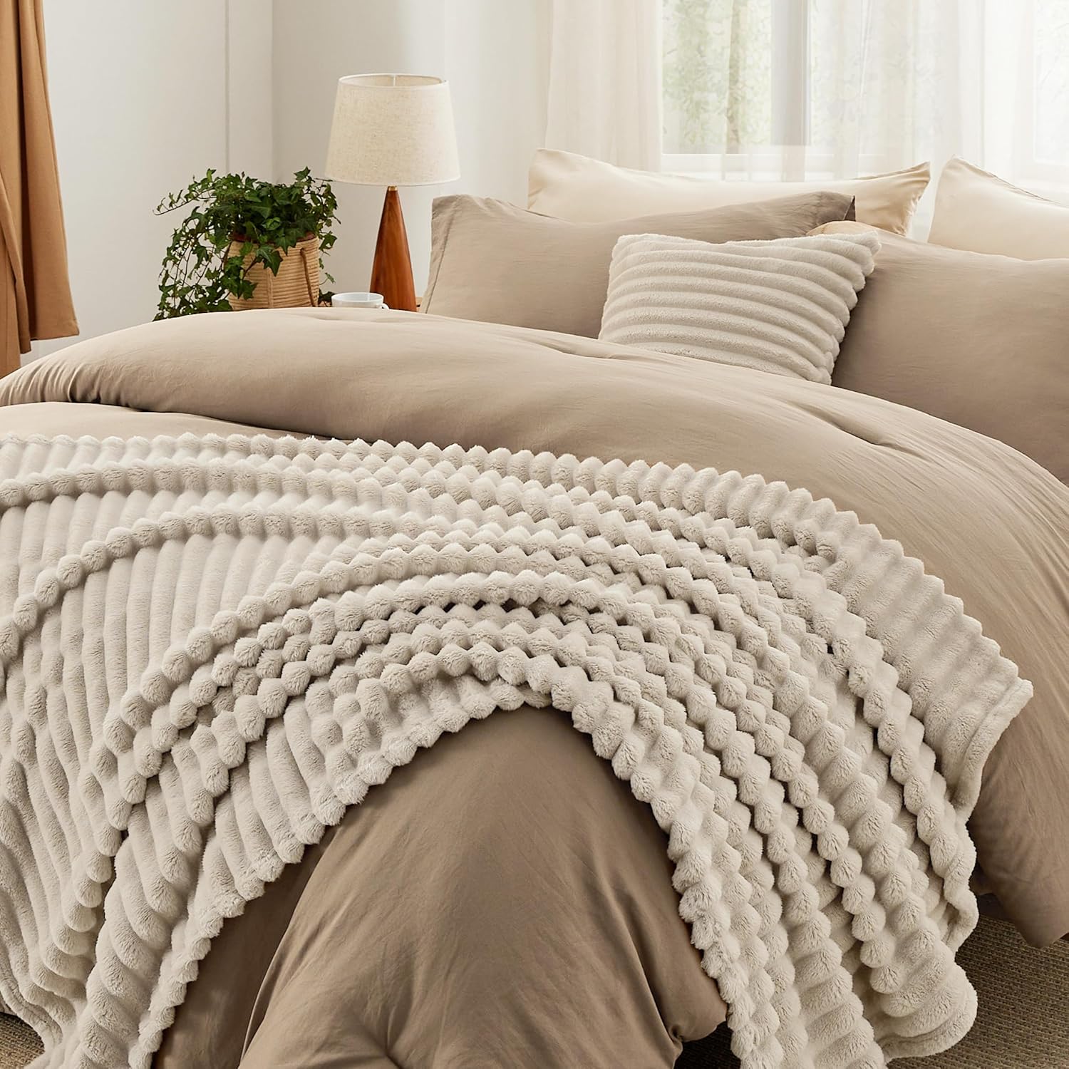 Bedsure Juego de edredón tamaño King de 7 piezas, juego de edredón tamaño King de 5 piezas.