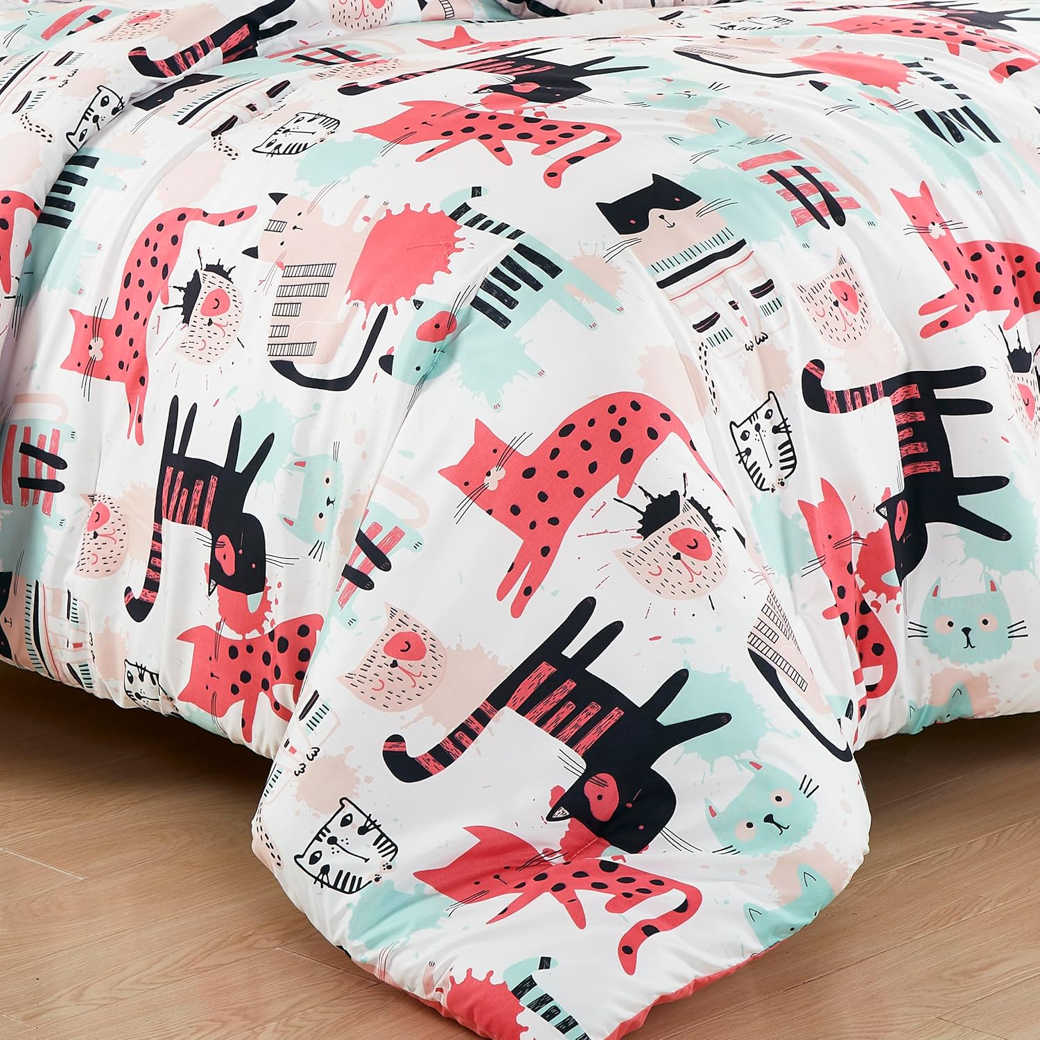 Chezmoi Collection Juego de ropa de cama de 3 piezas con diseño de gatos de dibujos animados, tamaño individual, juego de edredón de microfibra