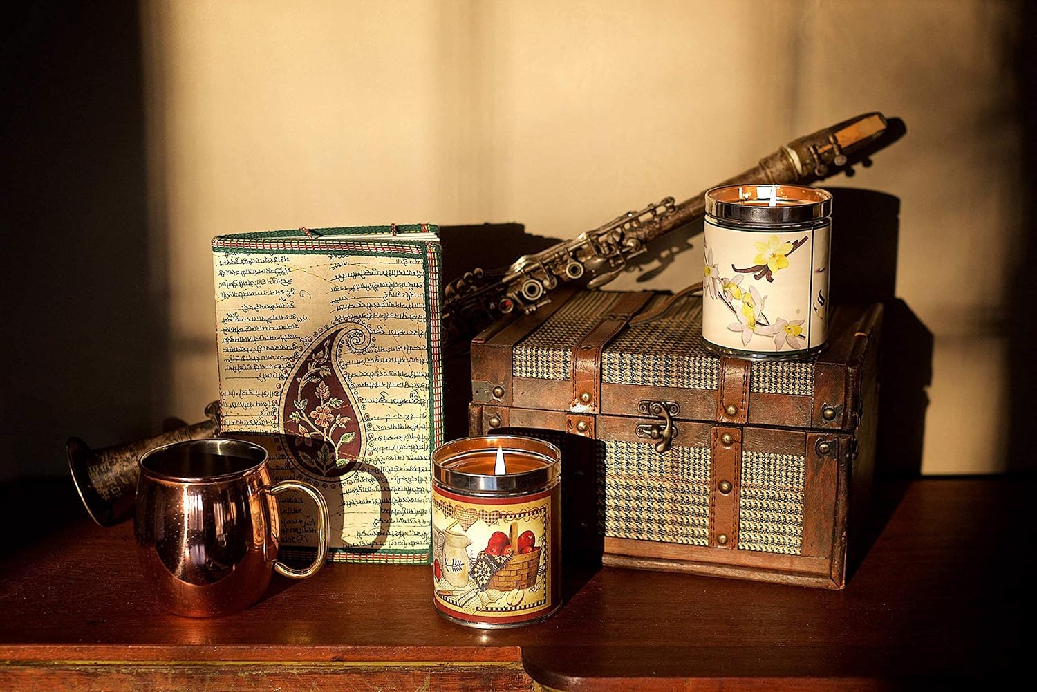 Grandma’s Kitchen Vela perfumada de lata, hasta 100 horas de tiempo de combustión con mezcla especial de soja y cera de parafina  Our Own Candle