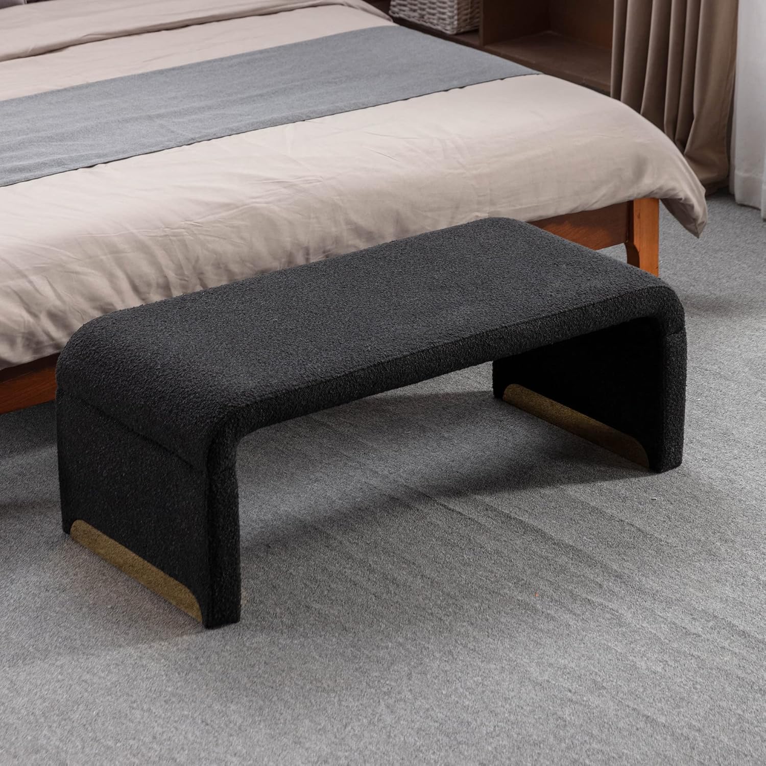 Banco de tela Boucle con reposapiés otomano para dormitorio, banco de zapatos con patas de metal dorado, color negro
