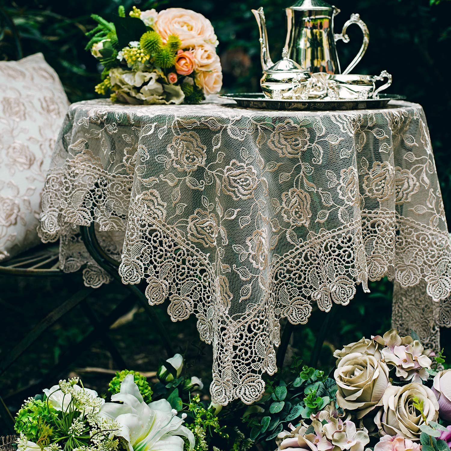 SUTAVIA Mantel de encaje bordado para mesa pequeña, cuadrada, clásica, a prueba de polvo, para cocina, comedor, fiesta, boda, banquete, decoración