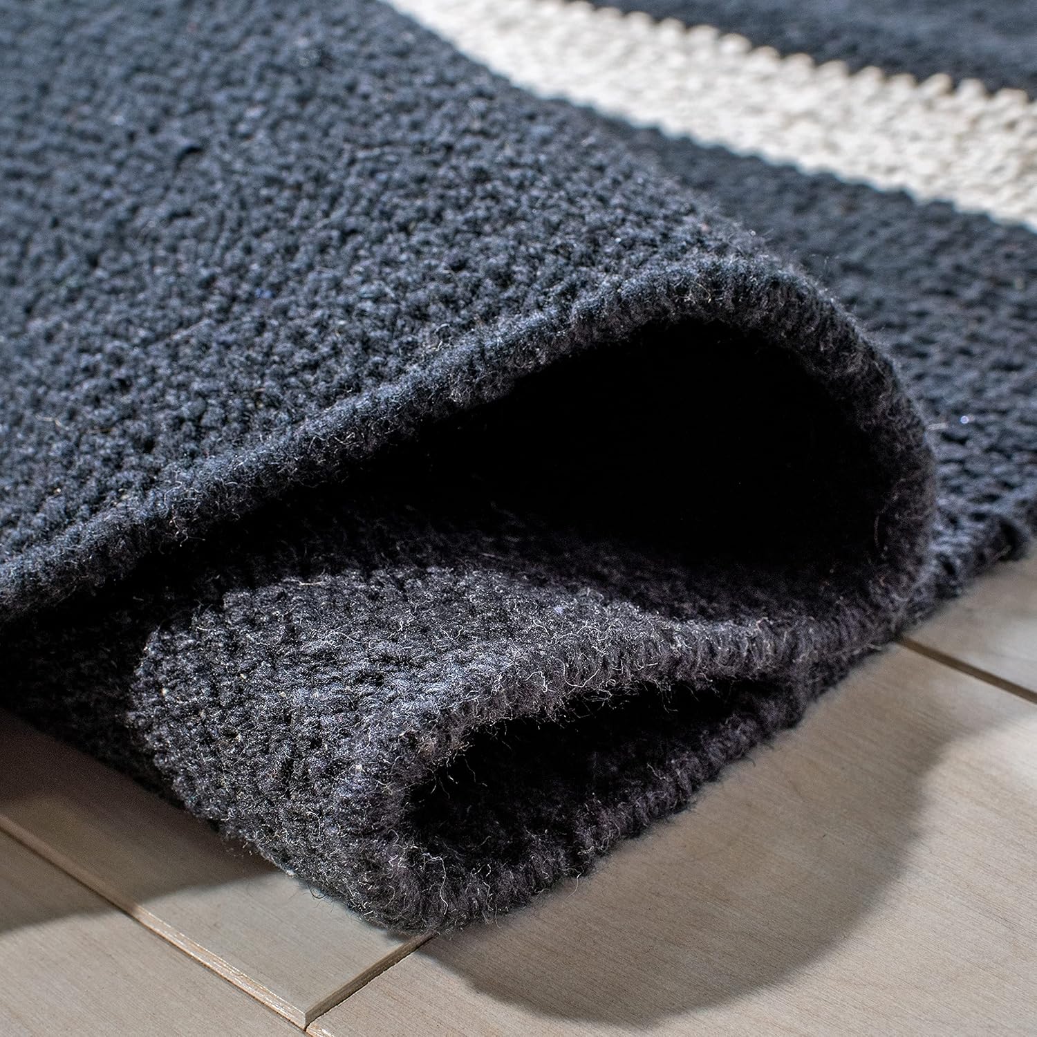 SAFAVIEH Montauk Collection – Alfombra de área de 9 x 12 pies, color negro y marfil, tejido plano bohemio hecho a mano de algodón a rayas modernas,