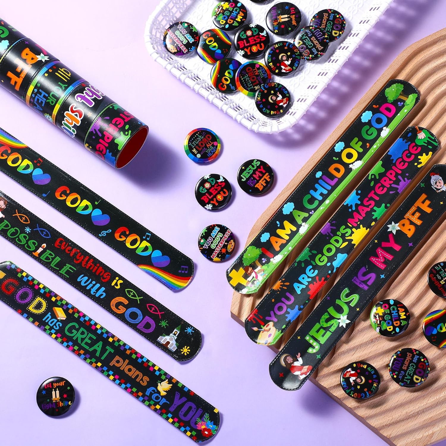 Frienda 60 pulseras religiosas con pasadores de botón Jesús te amo, pulseras cristianas de Jesús, botones de pinback para niños, regalos de fiesta