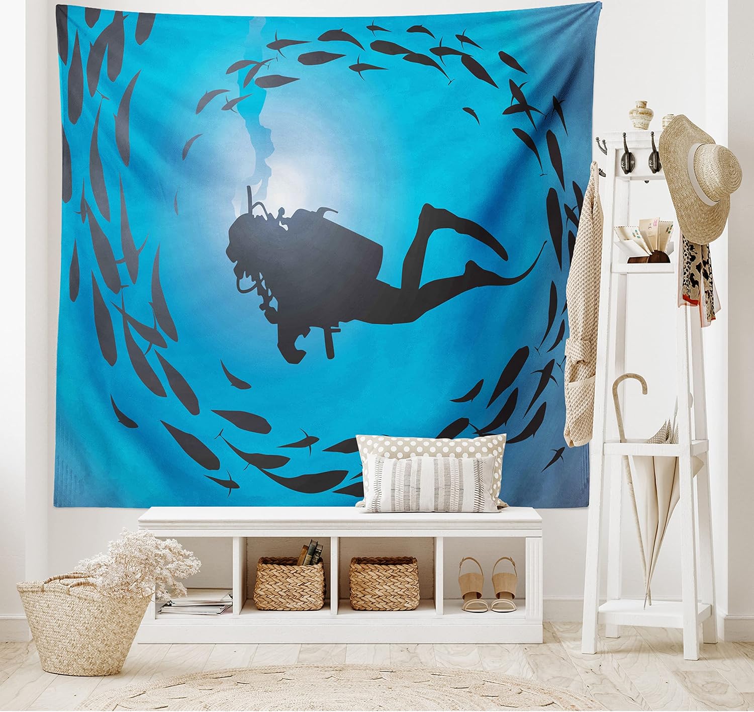Ambesonne Tapiz bajo el mar, buceador rodeado de jamba de peces, esnórquel acuático Aqualung, colgante de pared ancho para dormitorio, sala de