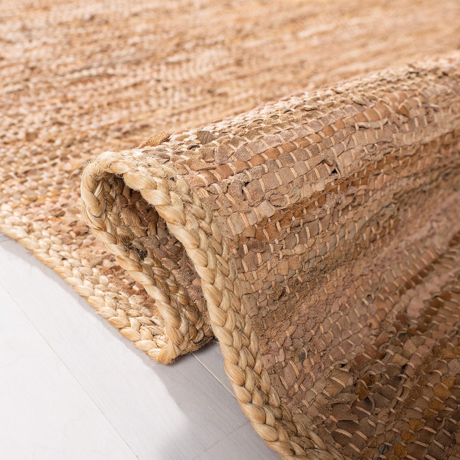 SAFAVIEH Cape Cod Collection – Alfombra decorativa de 4 x 6 pies, color camello y natural, cuero hecho a mano y yute, ideal para zonas de alto