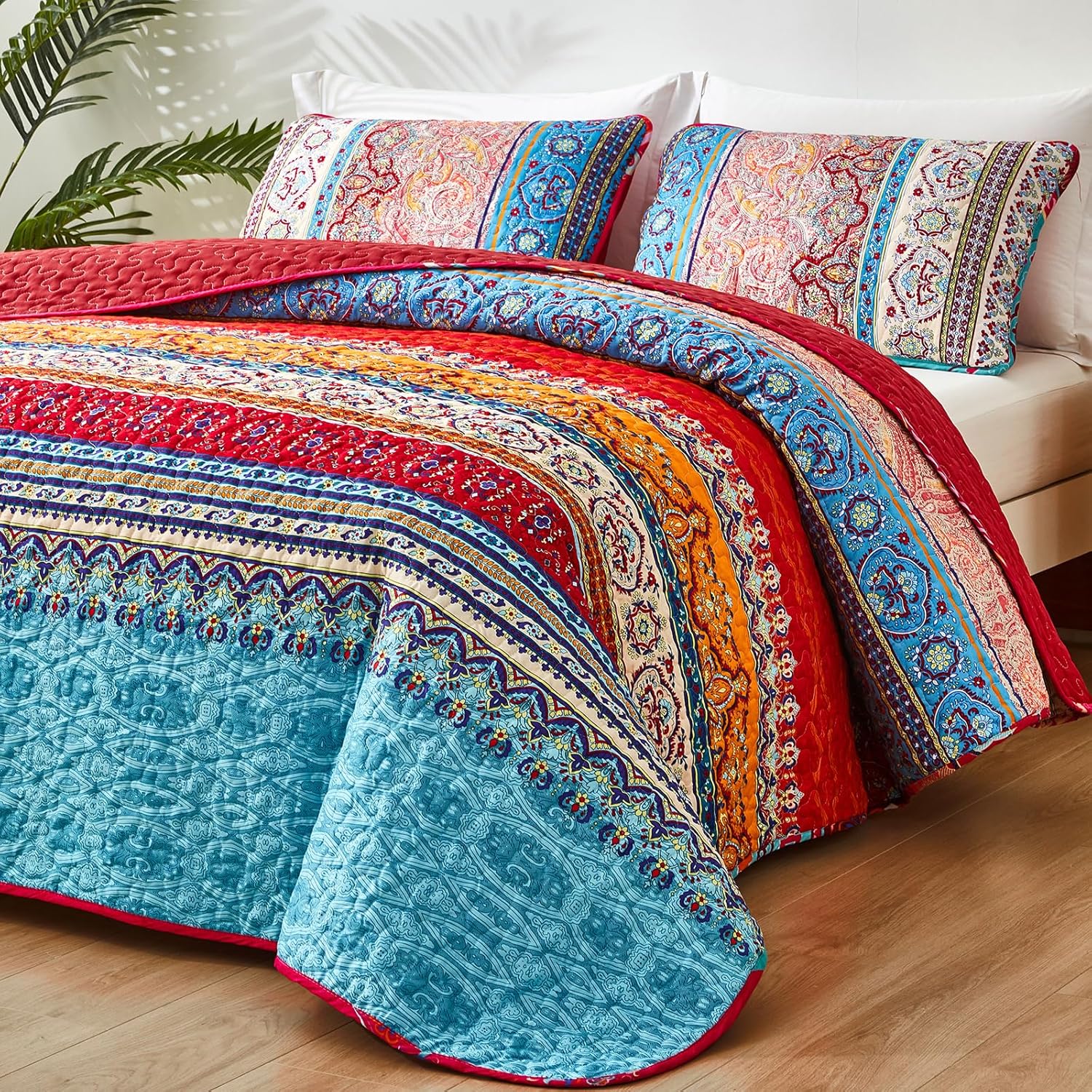 WONGS BEDDING Juego de edredón bohemio tamaño King, juego de colcha de 3 piezas de rayas rojas bohemias de microfibra ligera para todas las