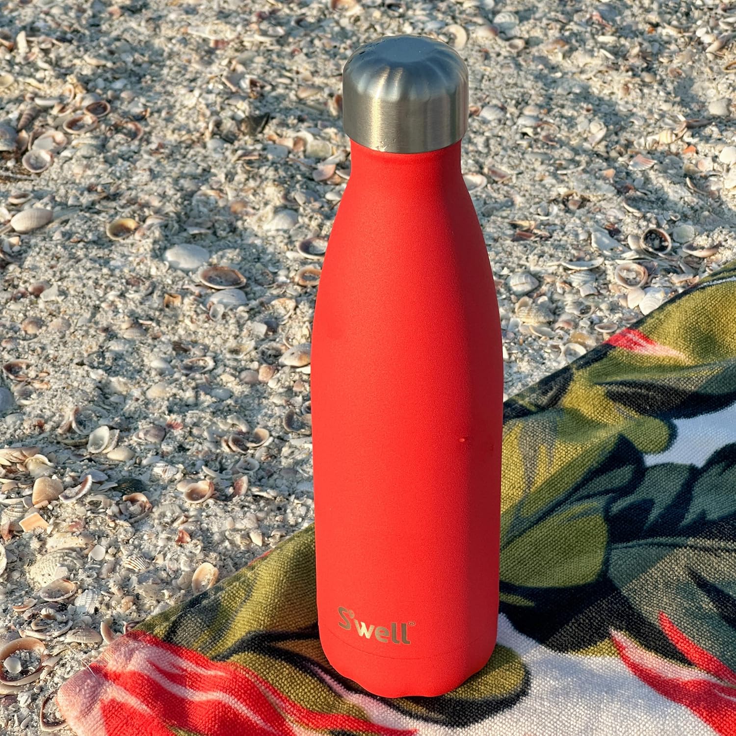 S’well Botella de agua de acero inoxidable, 17 onzas, color rojo amapola, recipientes aislados al vacío de triple capa que mantiene las bebidas