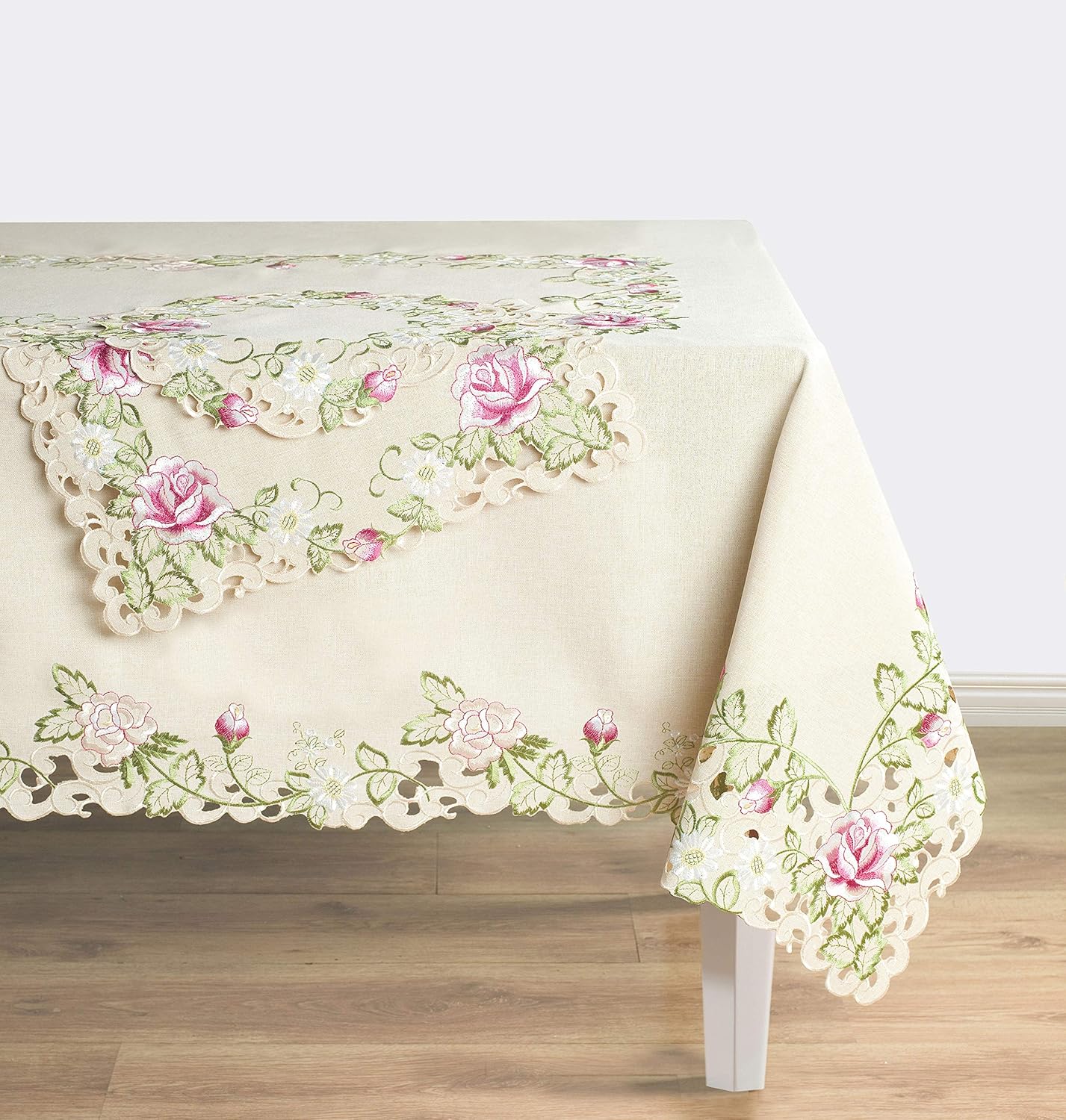 Camino de mesa beige  Pañuelo de encaje de lino bordado europeo  Perfecto para cocina, comedor, decoración del hogar, recepciones de boda  14 x 108