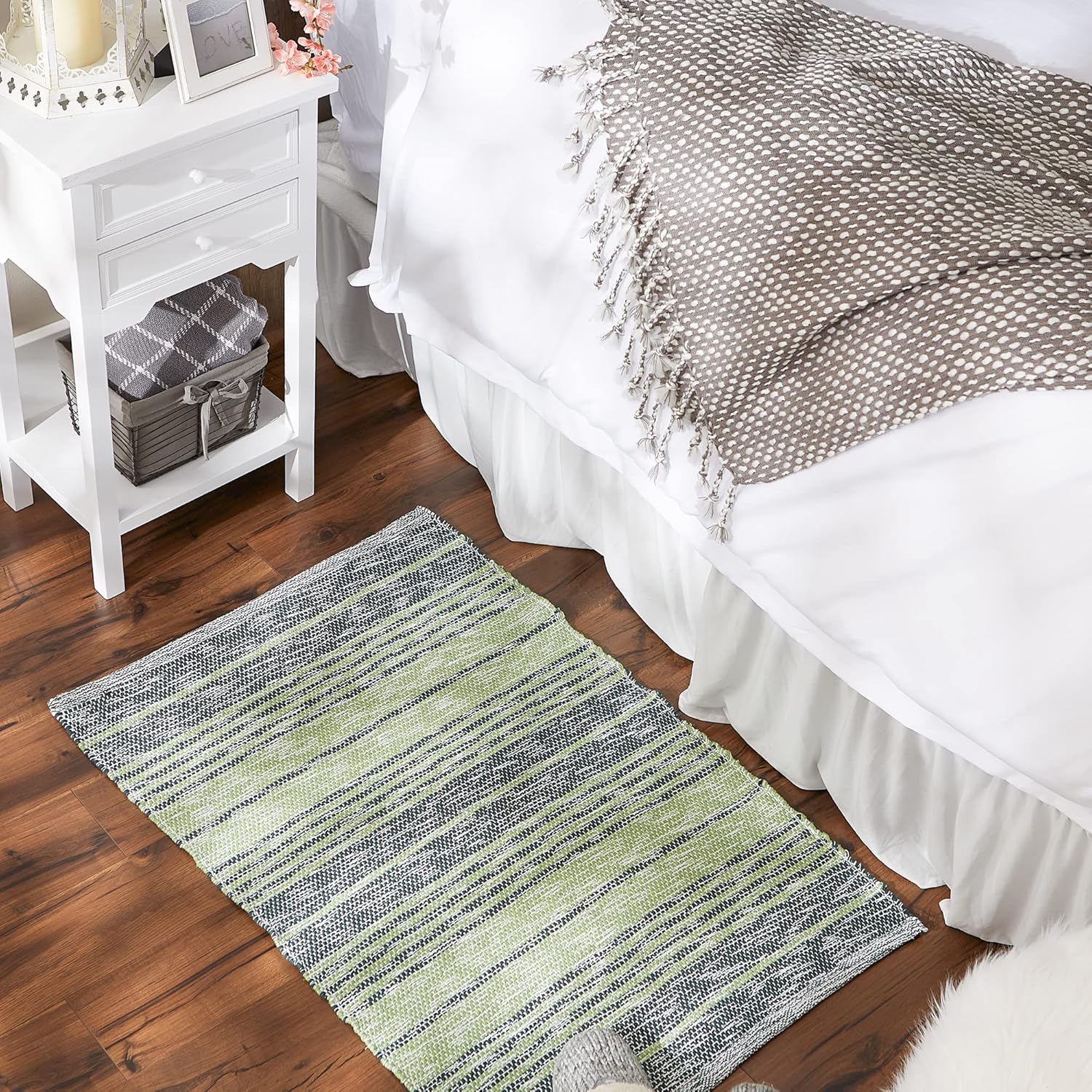 DII Woven Rag Rug Collection – Hilo reciclado a rayas rústicas abigarradas, 2 x 3 pies, color verde cazador
