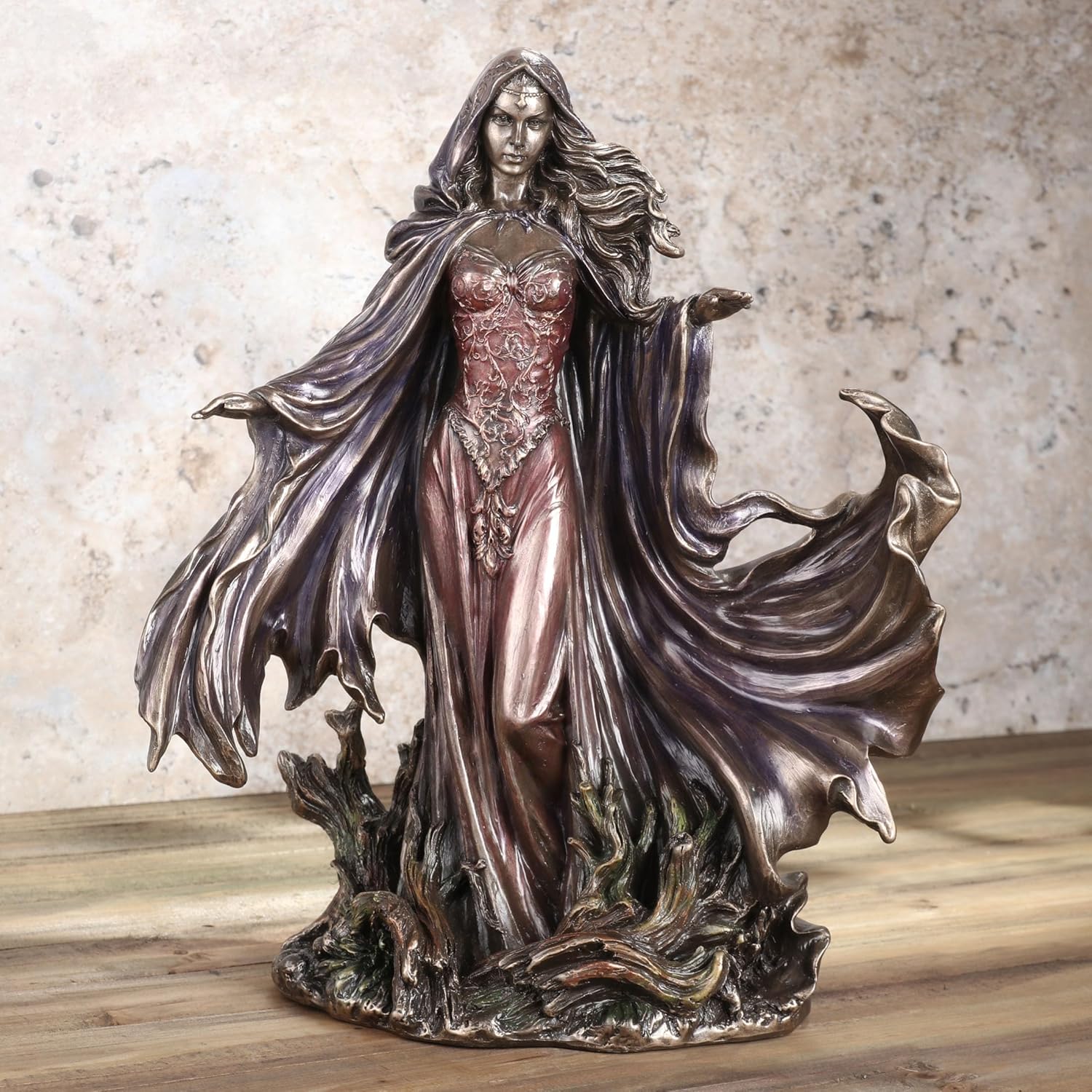 Veronese Design Morgana de 11 14 pulgadas de alto por Monte Moore Escultura de resina fundida en frío con acabado de bronce antiguo