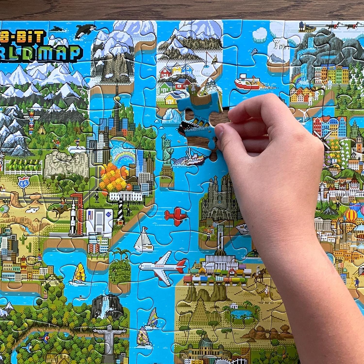 Rompecabezas para niños de 4 a 8 años, rompecabezas de mapa del mundo de 180 piezas, estilo retro de 8 bits, rompecabezas para niños con 50 personas