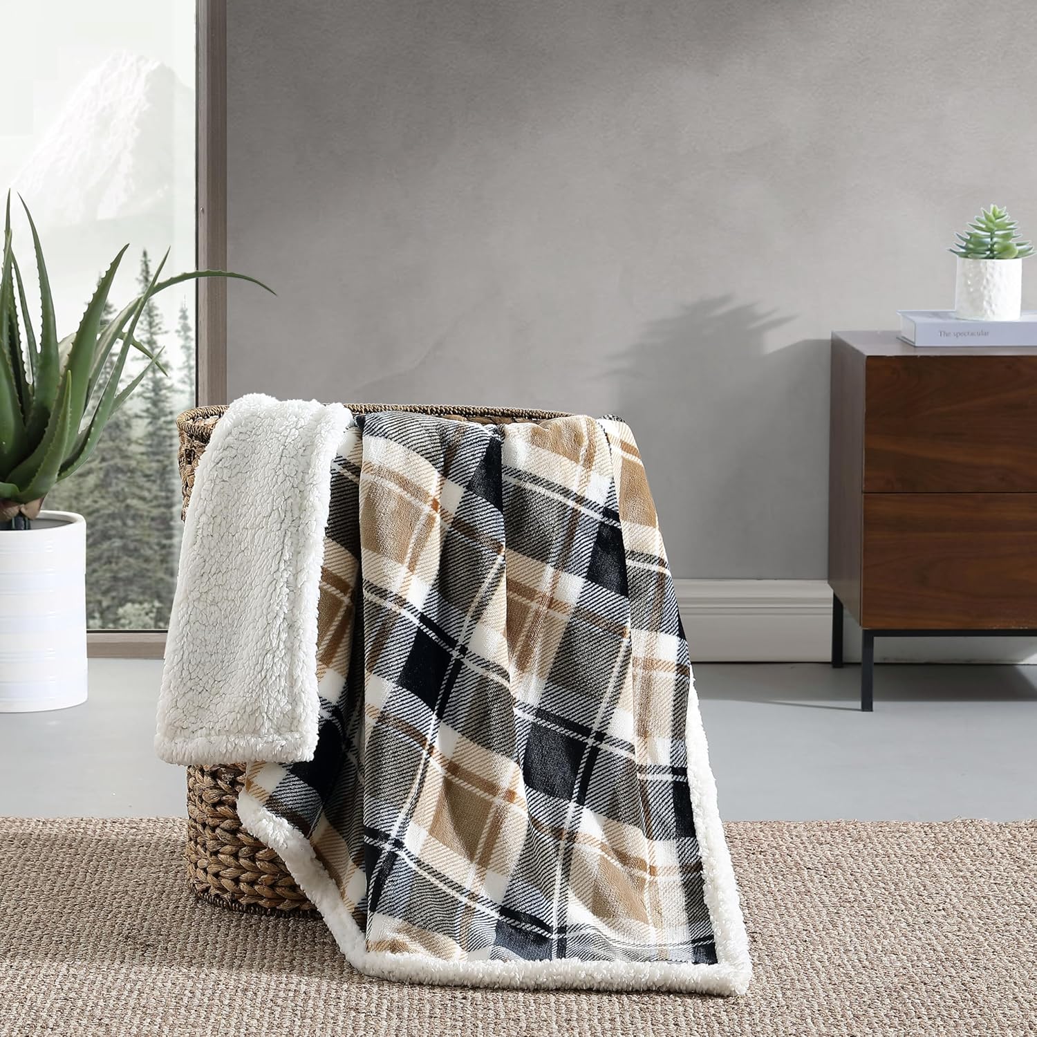 Eddie Bauer Manta reversible de vellón sherpa, ropa de cama y decoración del hogar, para todas las estaciones, (Rugged Plaid Beige), beige a cuadros