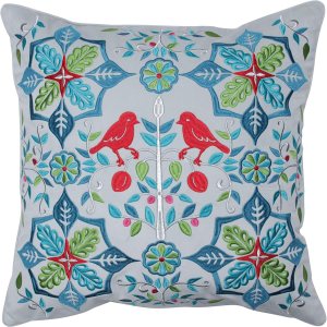 Pillow Perfect Almohada decorativa de copos de nieve y bayas, 20 pulgadas, multicolor Pillow Perfect Almohada decorativa de copos de nieve y bayas, 20 pulgadas, multicolor