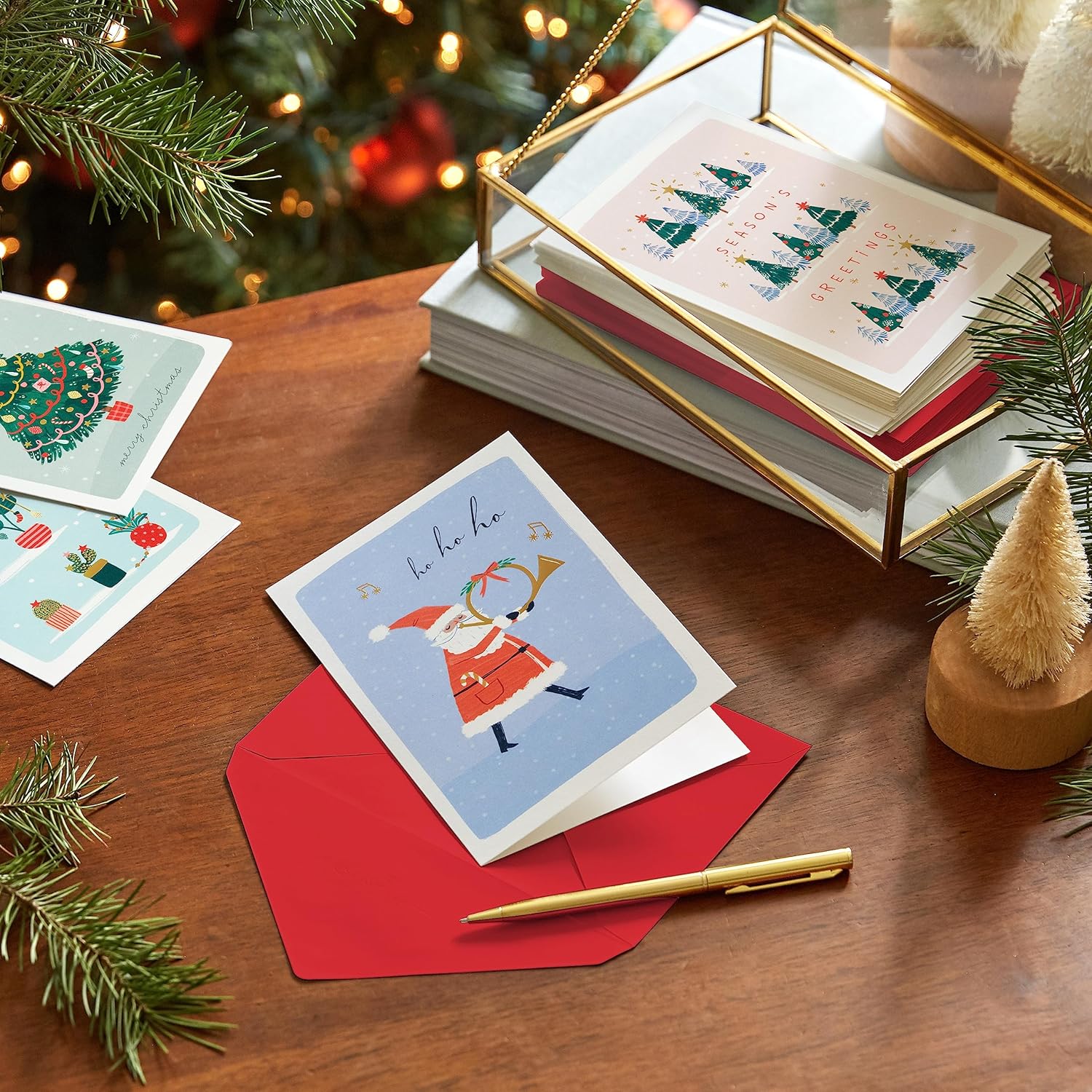 Hallmark Lindo surtido de tarjetas de Navidad en caja (24 tarjetas y sobres)