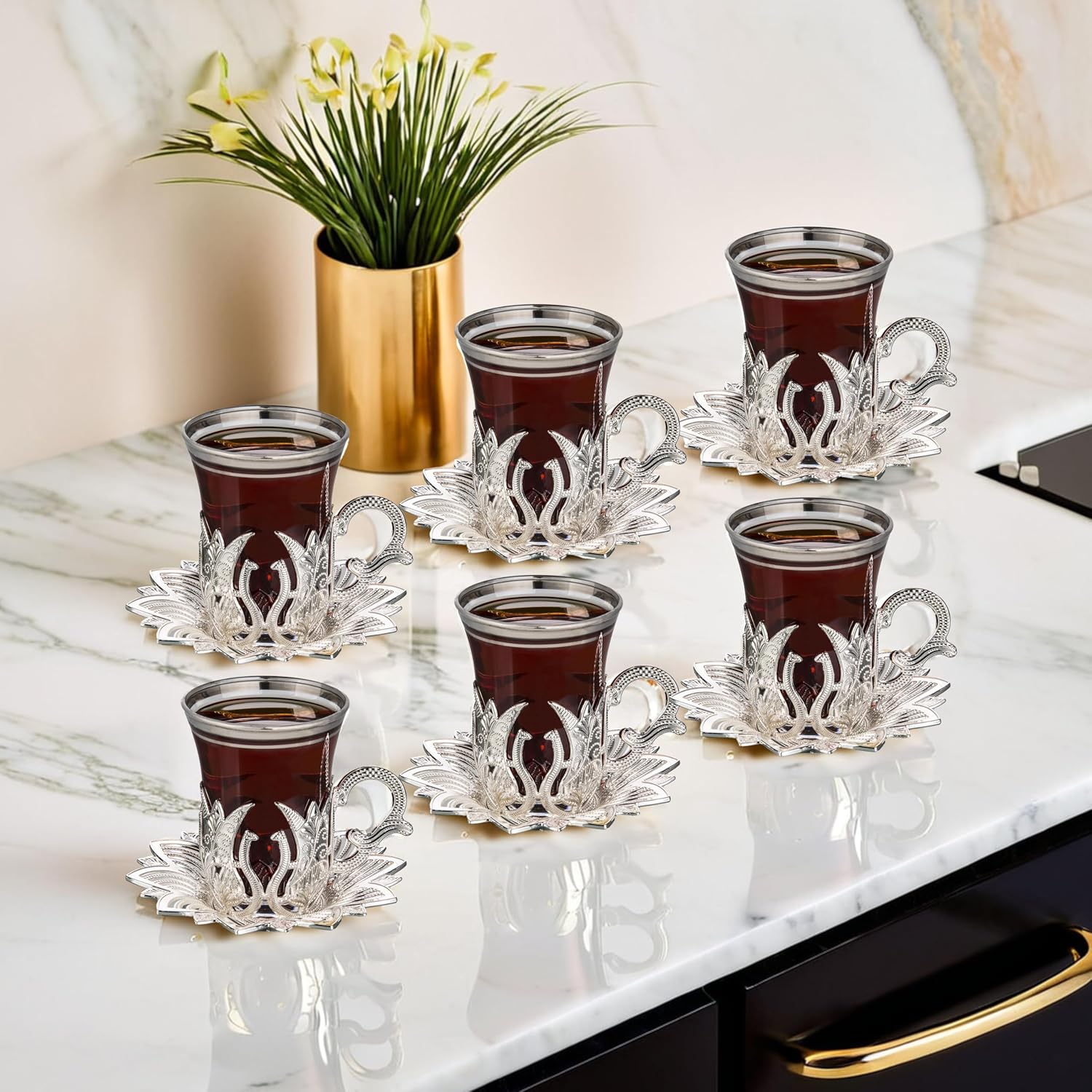 LaModaHome Vasos de té turco vintage hechos a mano con platillo y soportes, tazas otomanas y árabes, juego de 6 para servir, invitados, té, cena,