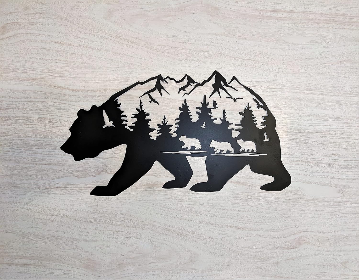 Arte de pared de oso de metal, mamá oso y cachorros, familia de osos en montaña, vista escénica, decoración para colgar en la pared, decoración