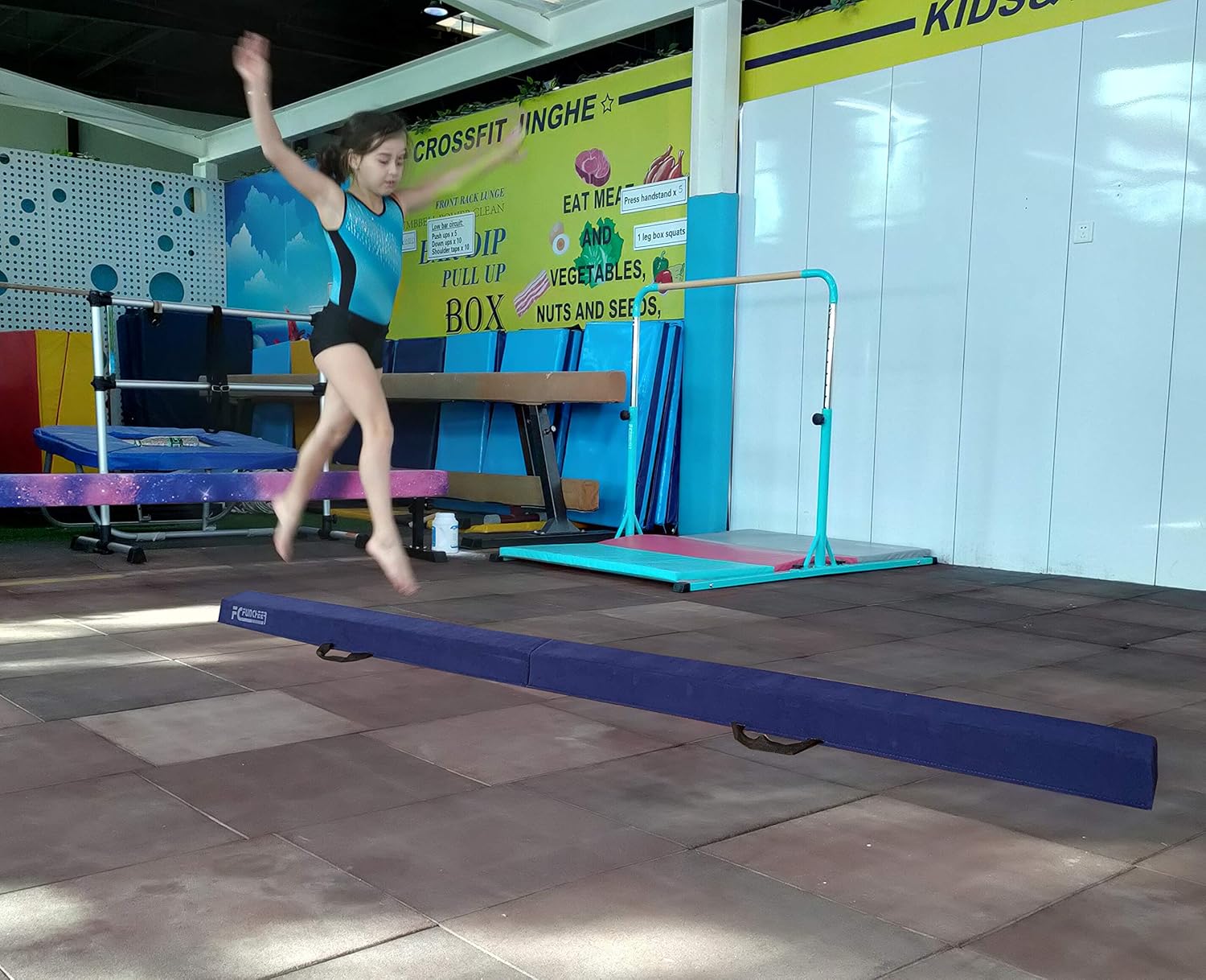 FC FUNCHEER Viga de equilibrio plegable, haz de gimnasia, haz de suelo de 6 pies9 pies, base antideslizante, cubierta de gamuza sintética, equipo de