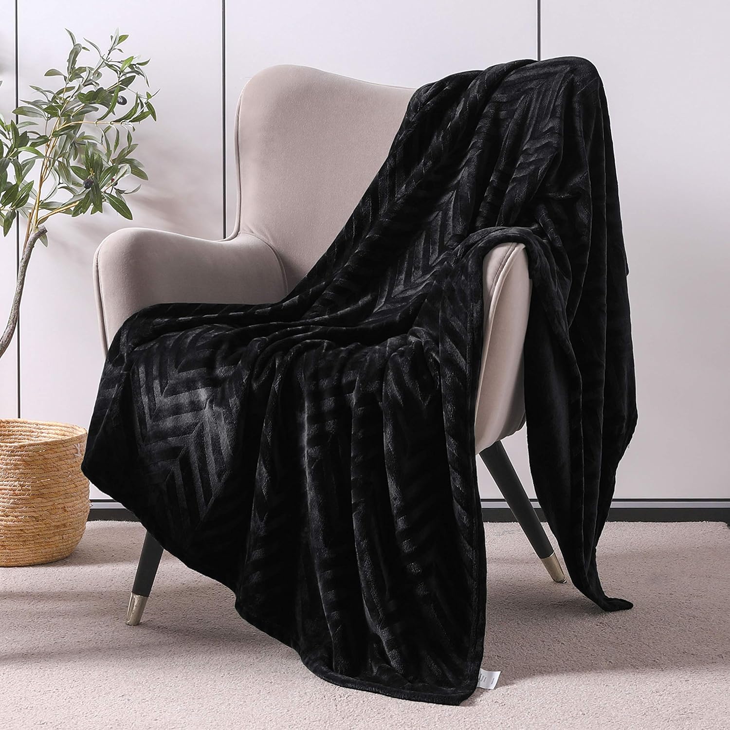 Whale Flotilla – Manta decorativa de franela, afelpada, terciopelo suave, ligero y esponjoso con diseño de chevrón, para sillón, sofá o cama, para