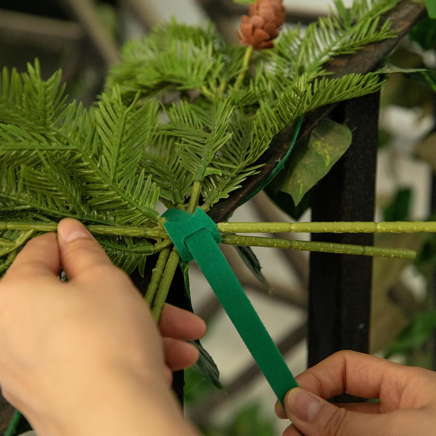 60 lazos de guirnalda de Navidad  lazos ajustables de 12 pulgadas  Correas reutilizables de nailon para plantas de jardín para árbol de Navidad,
