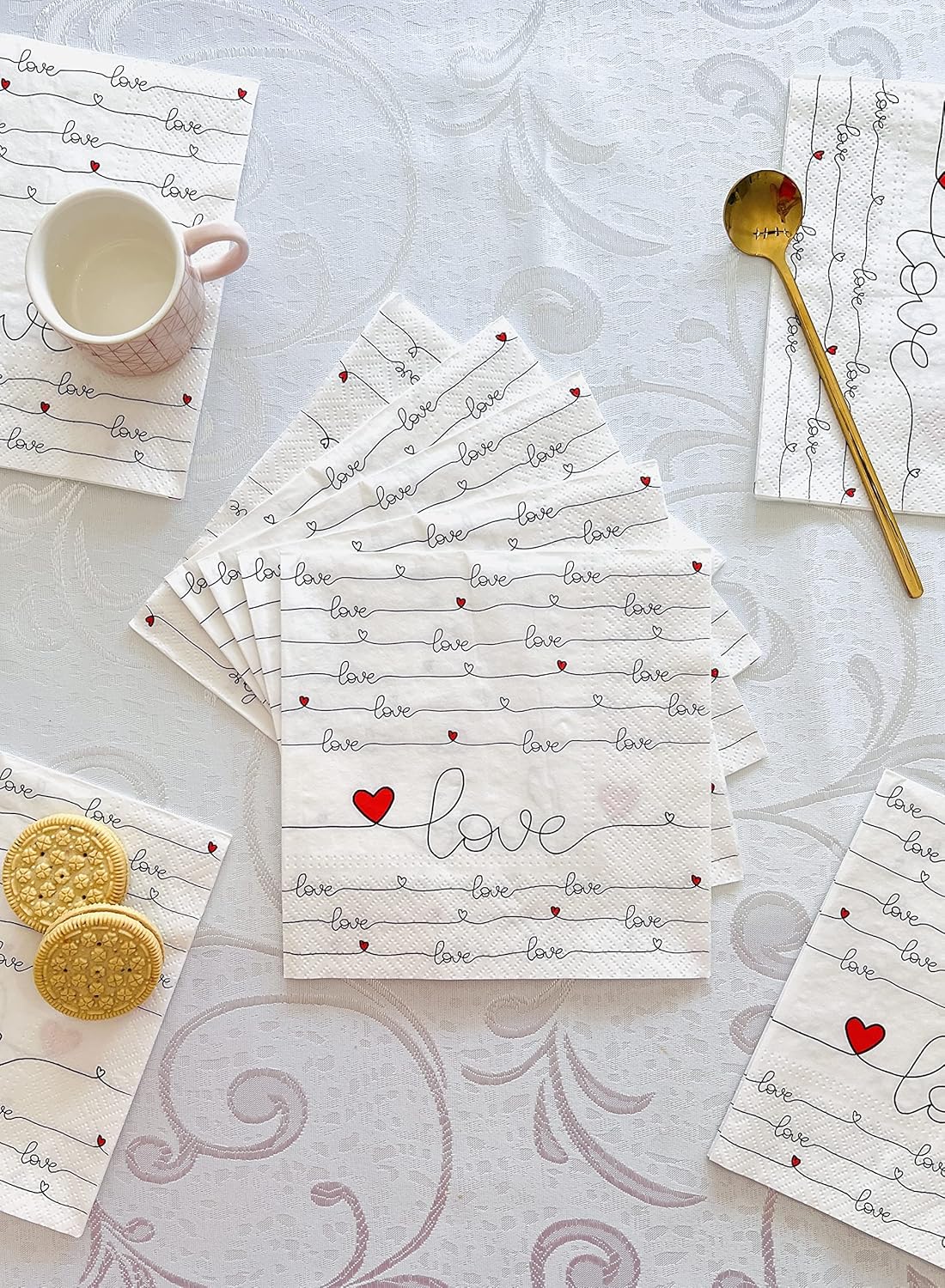AM Décor – 20 servilletas de papel suave de 3 capas de papel de papel de 13 x 13 pulgadas (desplegadas) Love