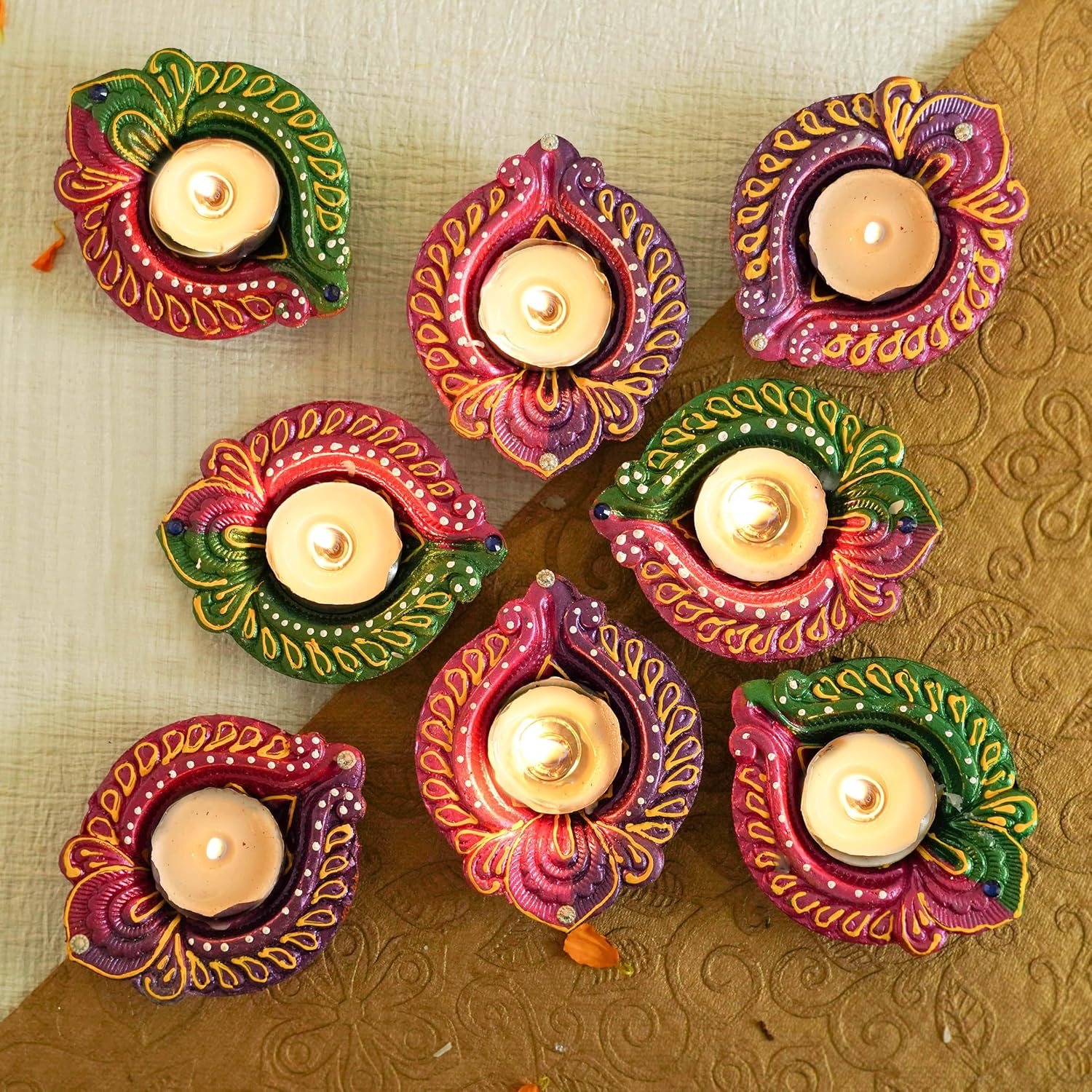 TIED RIBBONS Diya de arcilla hecha a mano para Diwali  Velas de té tradicionales caseras  Lámpara de aceite india  Decoraciones Diwali para el hogar