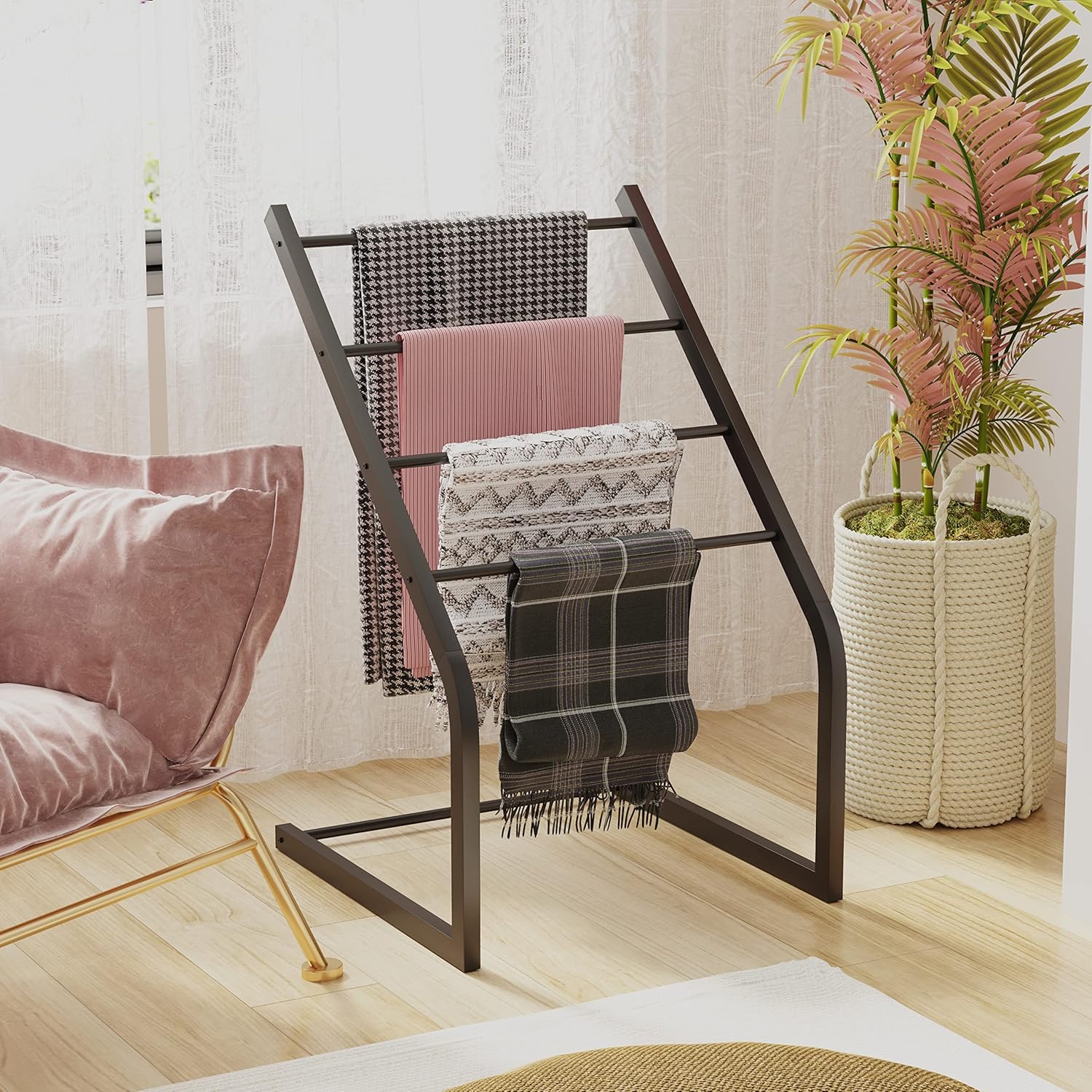 Toalleros para baño, toallero de pie independiente, toalleros de piscina al aire libre, soporte de toalla de metal de 4 niveles para baño, soporte