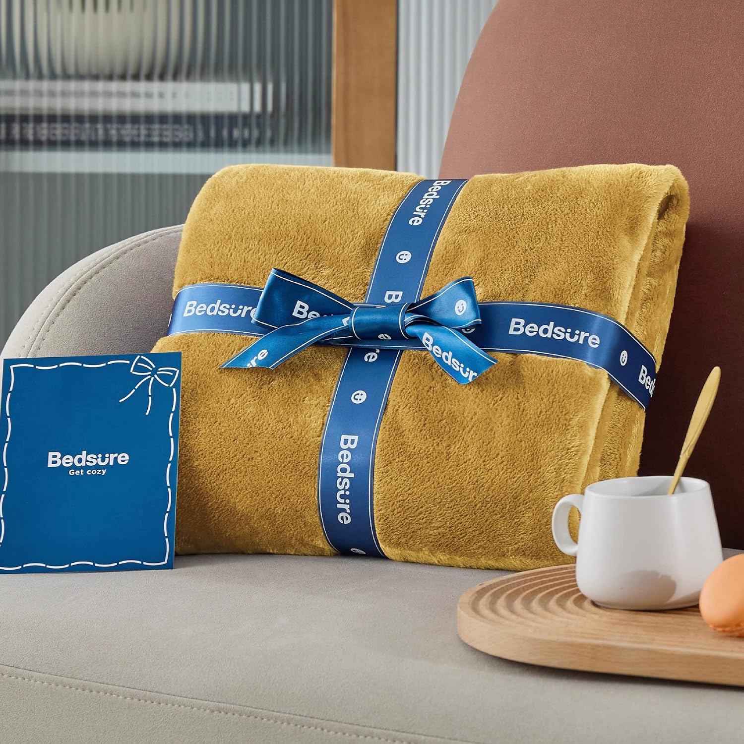Bedsure – Manta de vellón, tamaño individual, ligera, supersuave, acogedora, de microfibra, para sofá, cama, campamento y viajes, color dorado