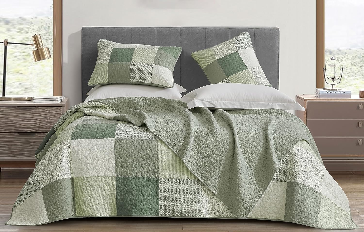 Chezmoi Collection Orna – Juego de edredón elegante de 2 piezas, colcha de parches florales verdes, colcha reversible ligera de algodón prelavado,