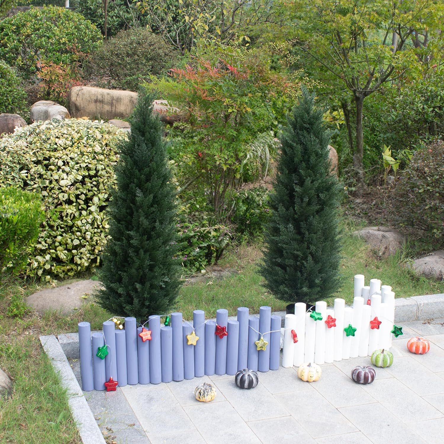 ECOLVANT Dos árboles de cedro artificiales de 4 pies, topiario artificial resistente a los rayos UV, planta artificial para exteriores para jardín