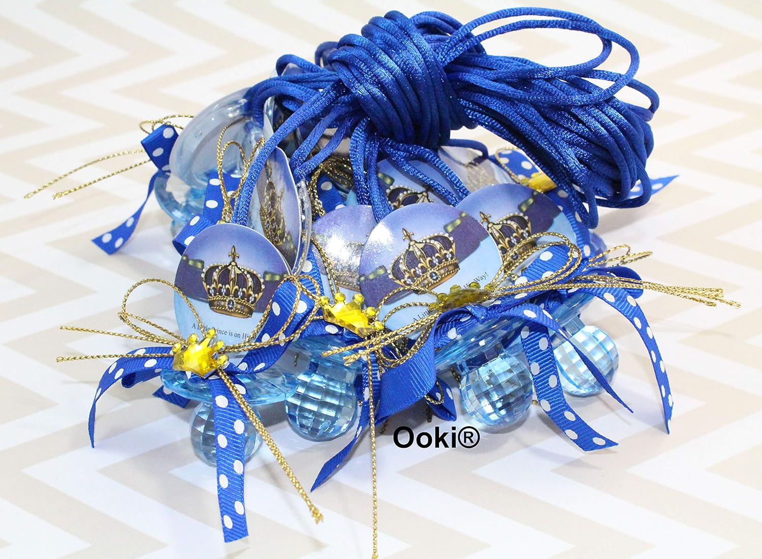 Royal Crown King and Queen Polka Dot Acrílico Chupete Cinta Collares Baby Shower Game Favores Premio Decoraciones Niño Niña (Azul)