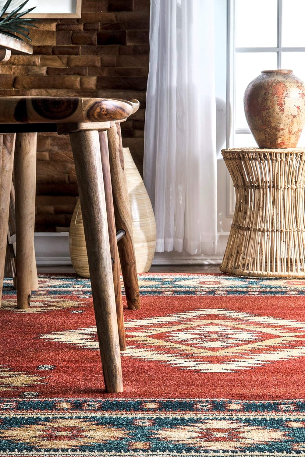 nuLOOM Margene – Alfombra de pasillo tribal con diamantes, 2 pies 8 pulgadas x 8 pies, color rojo