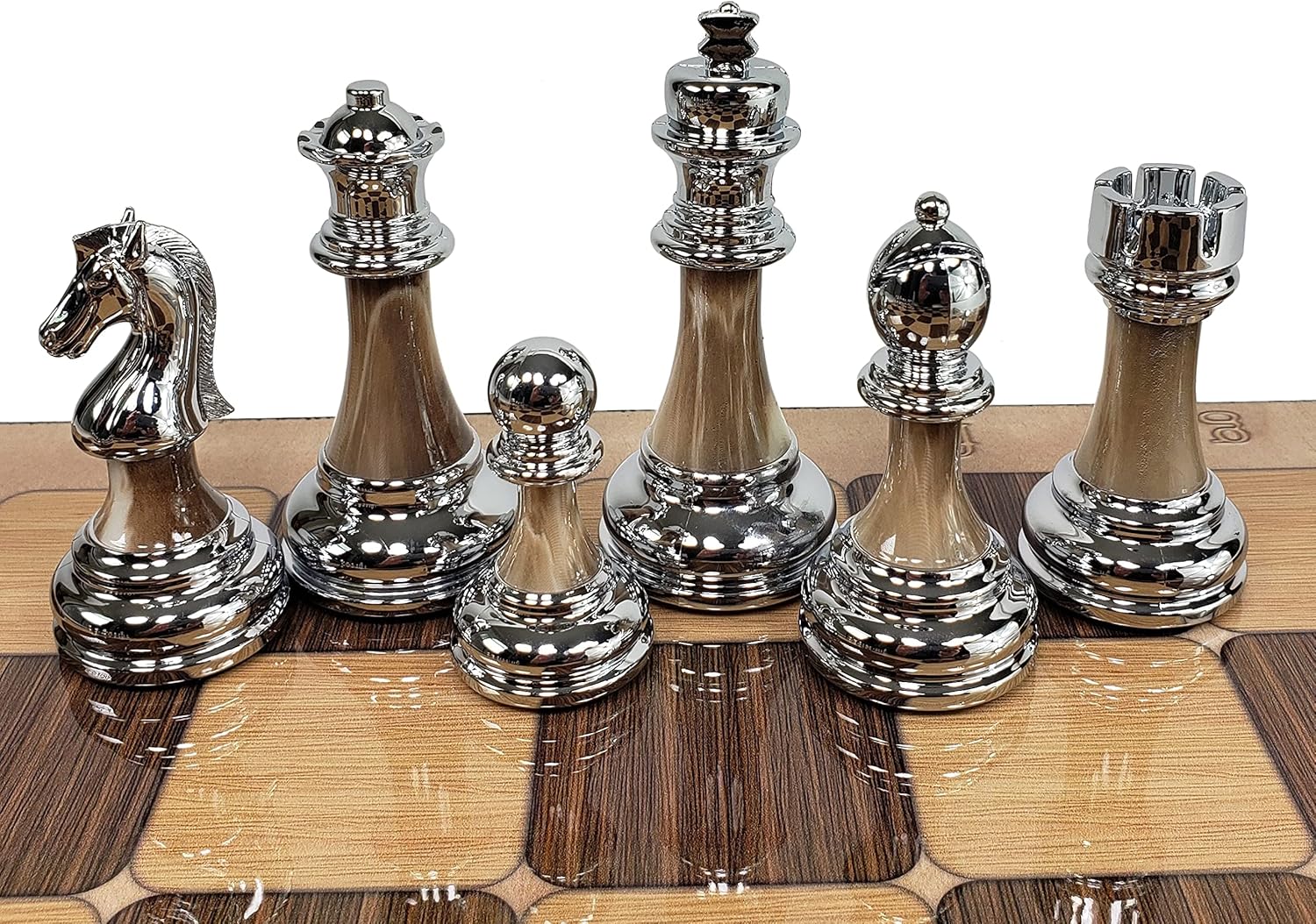Staunton – Juego de ajedrez de plástico cromado y negro para hombre, 3 12 pulgadas, tamaño King con tablero de color rústico de 17 pulgadas