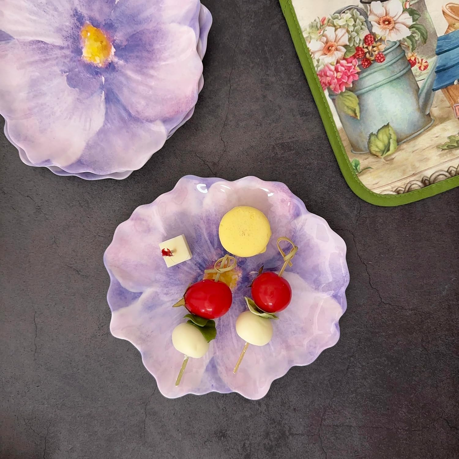 UP ware – Platos de postre de melamina lavanda, platos pequeños en forma de flores, para aperitivos, aperitivos y guarniciones, morado, 7.5 x 7