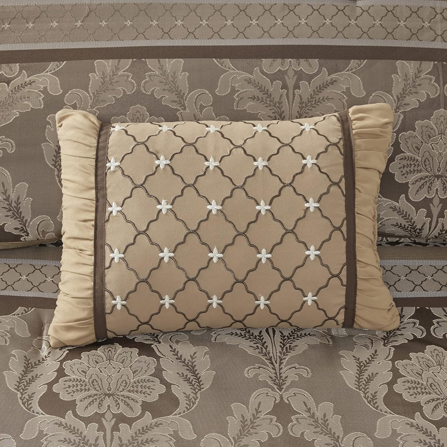 Madison Park Acogedor juego de edredón, lujoso diseño tradicional de damasco jaquard, ropa de cama alternativa para todas las estaciones con fundas