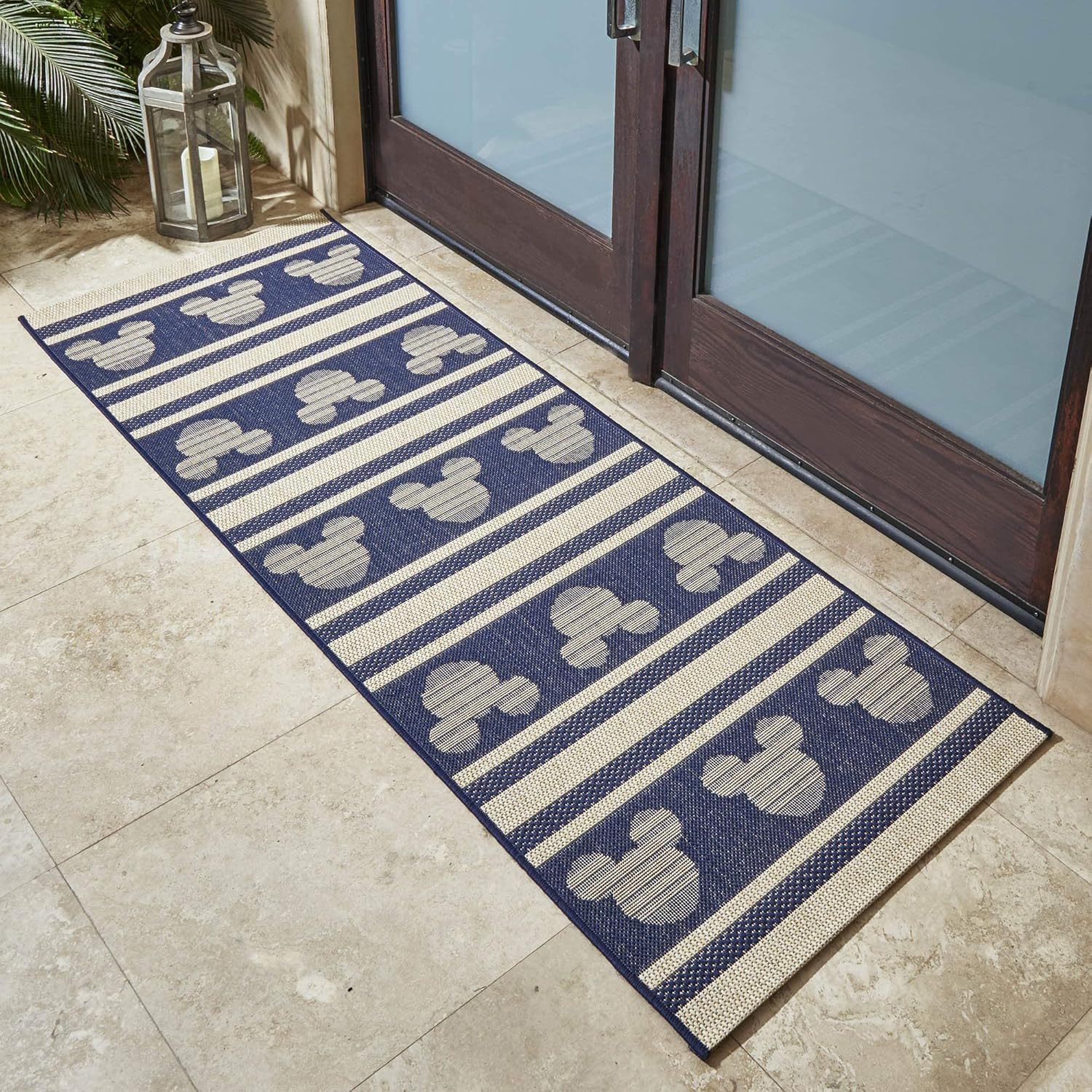Gertmenian Mickey Mouse 46236 – Alfombra de interior y exterior, decoración del hogar de Disney, alfombra de área perfecta para terraza, patio,