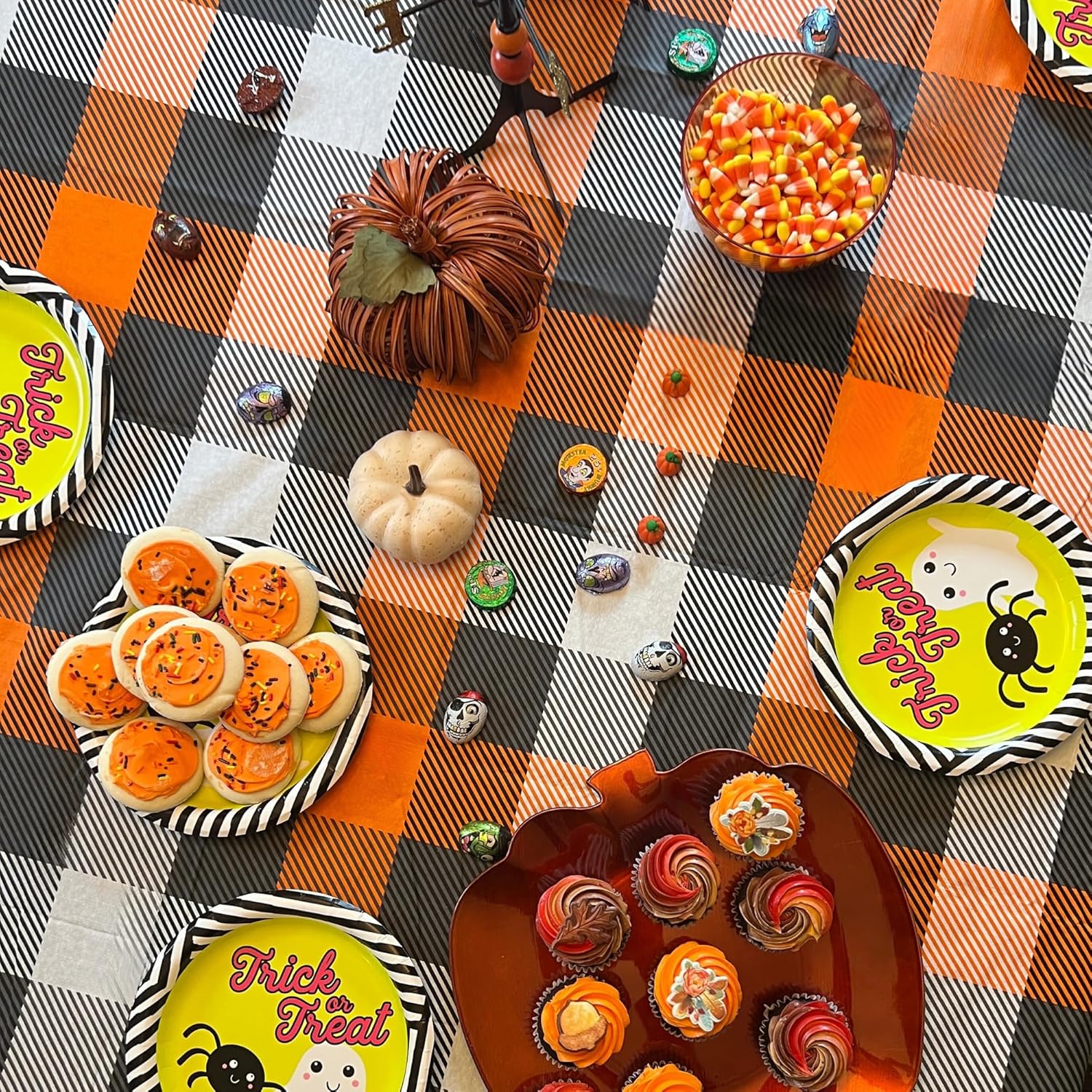 Serafina Home Mantel de vinilo de Halloween vinilo PEVA con mantel de respaldo de franela reutilizable (cuadros, 60 x 90 pulgadas)
