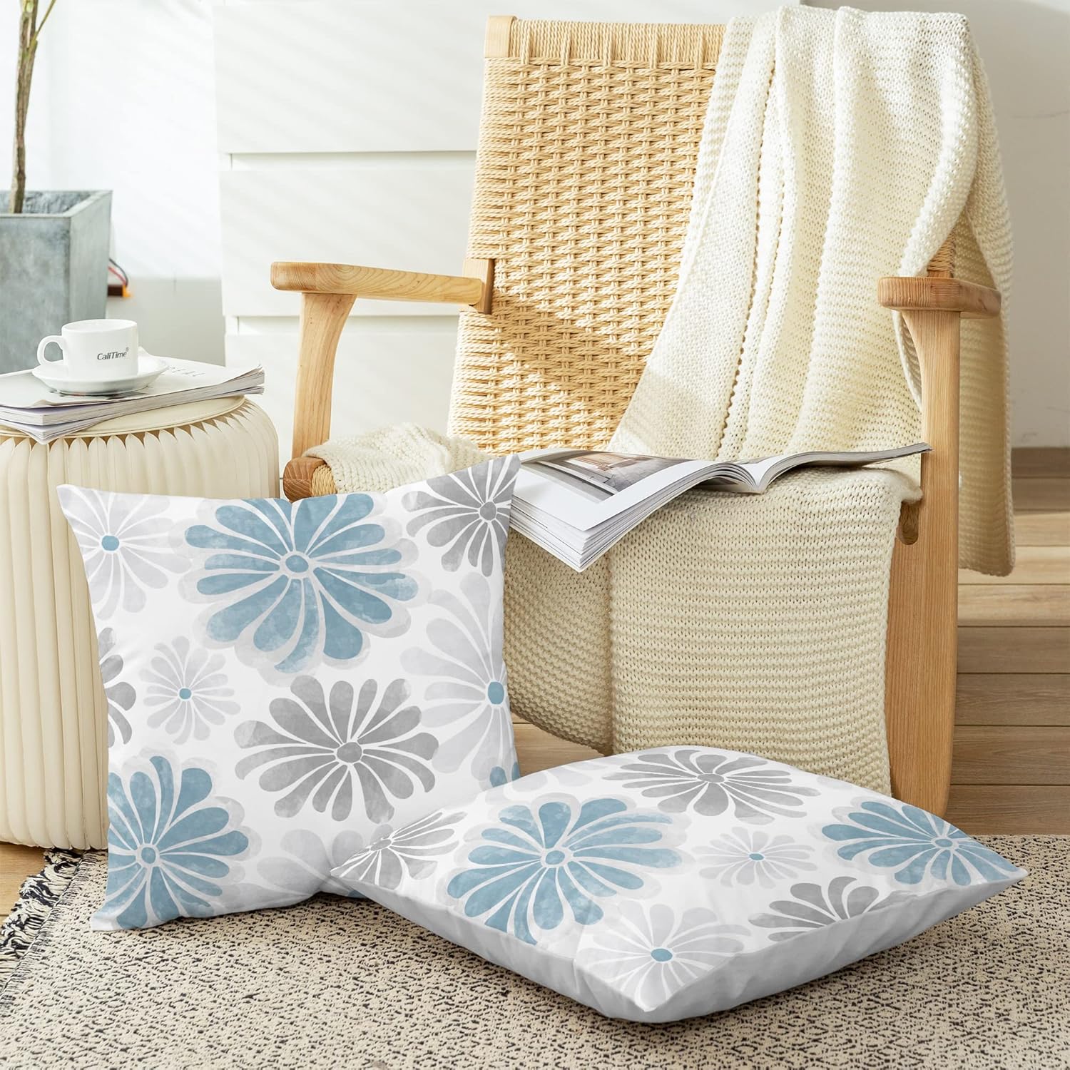 CaliTime Juego de 2 fundas de almohada decorativas de vellón de dos tonos con flores florecientes para sofá, cama, decoración de casa rural, 20 x 20
