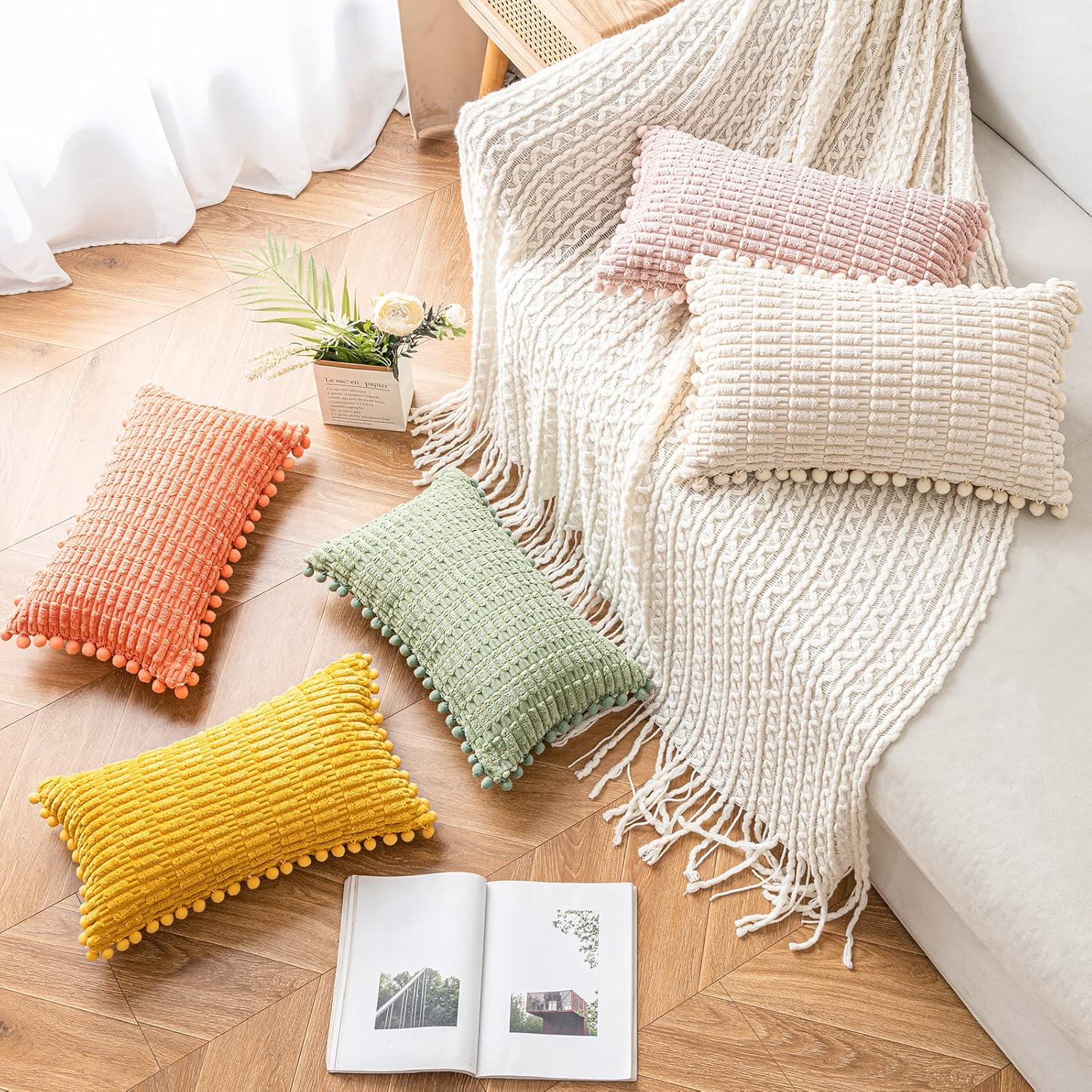 MIULEE Juego de 2 fundas de almohada decorativas de pana blanca crema, con pompones, suaves, bohemias, a rayas, decoración moderna para el hogar,