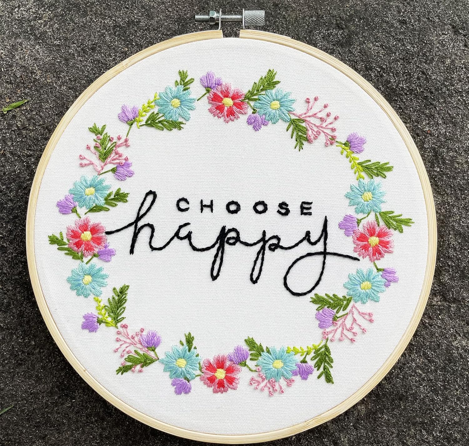 Yutaohui Juego de 2 juegos de bordado, divertido kit de bordado de flores con palabras alentadoras, kit de bordado para principiantes, kit de punto