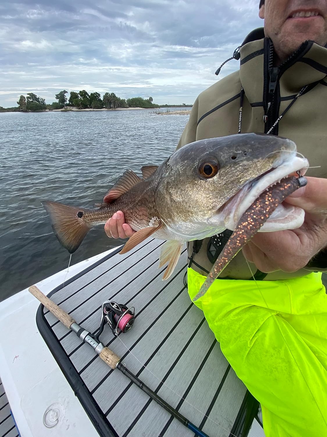 Q8 Super Bait Bullet Jerk Bait