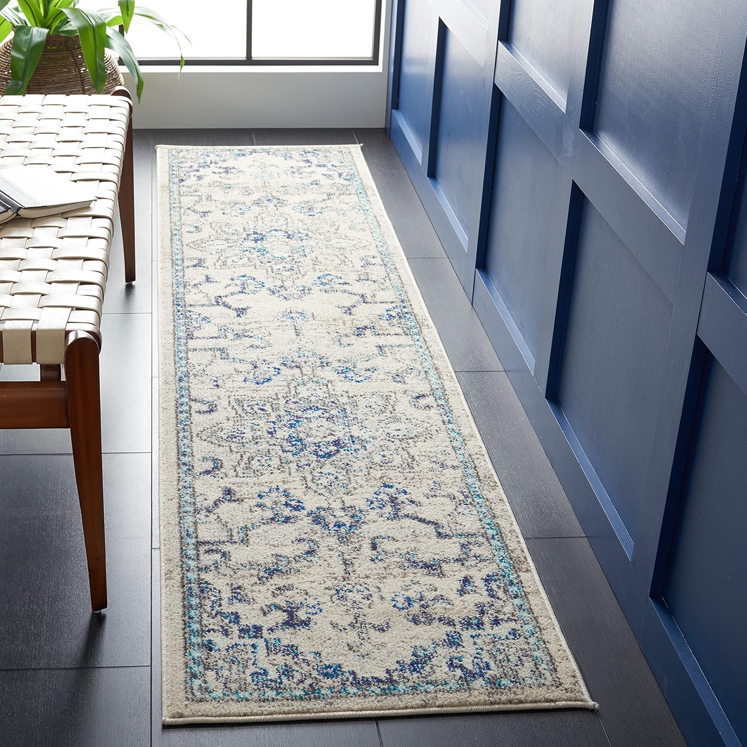 Safavieh Madison Collection MAD473C Tapete cuadrado de 8 pies, marfil y gris, diseño chic bohemio desgastado de medallón, no pierde fibras, fácil