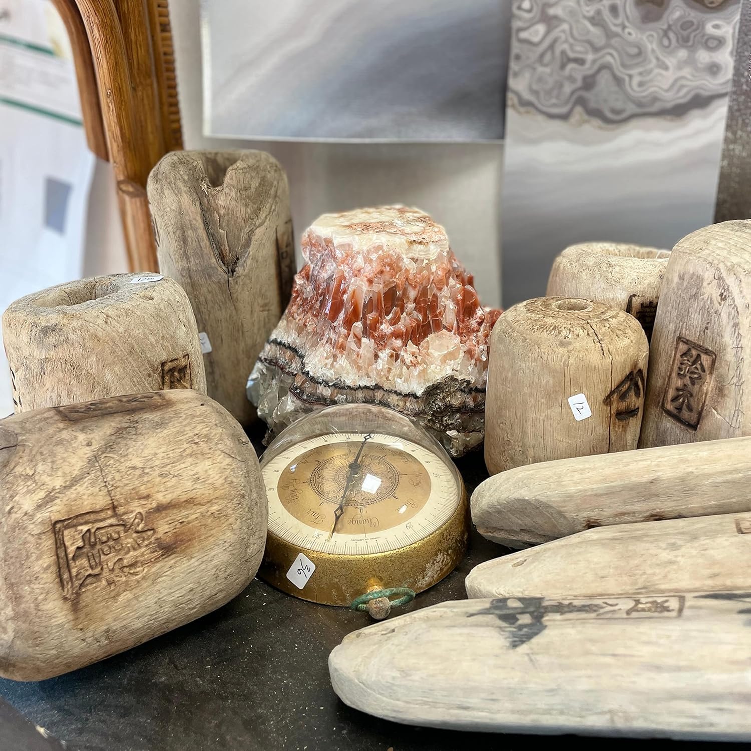 Mineralist Colección de piedras curativas de cristal, rosa con bandas de calcita, rocas naturales de 4 libras, racimos de cristal de cuarzo de alta