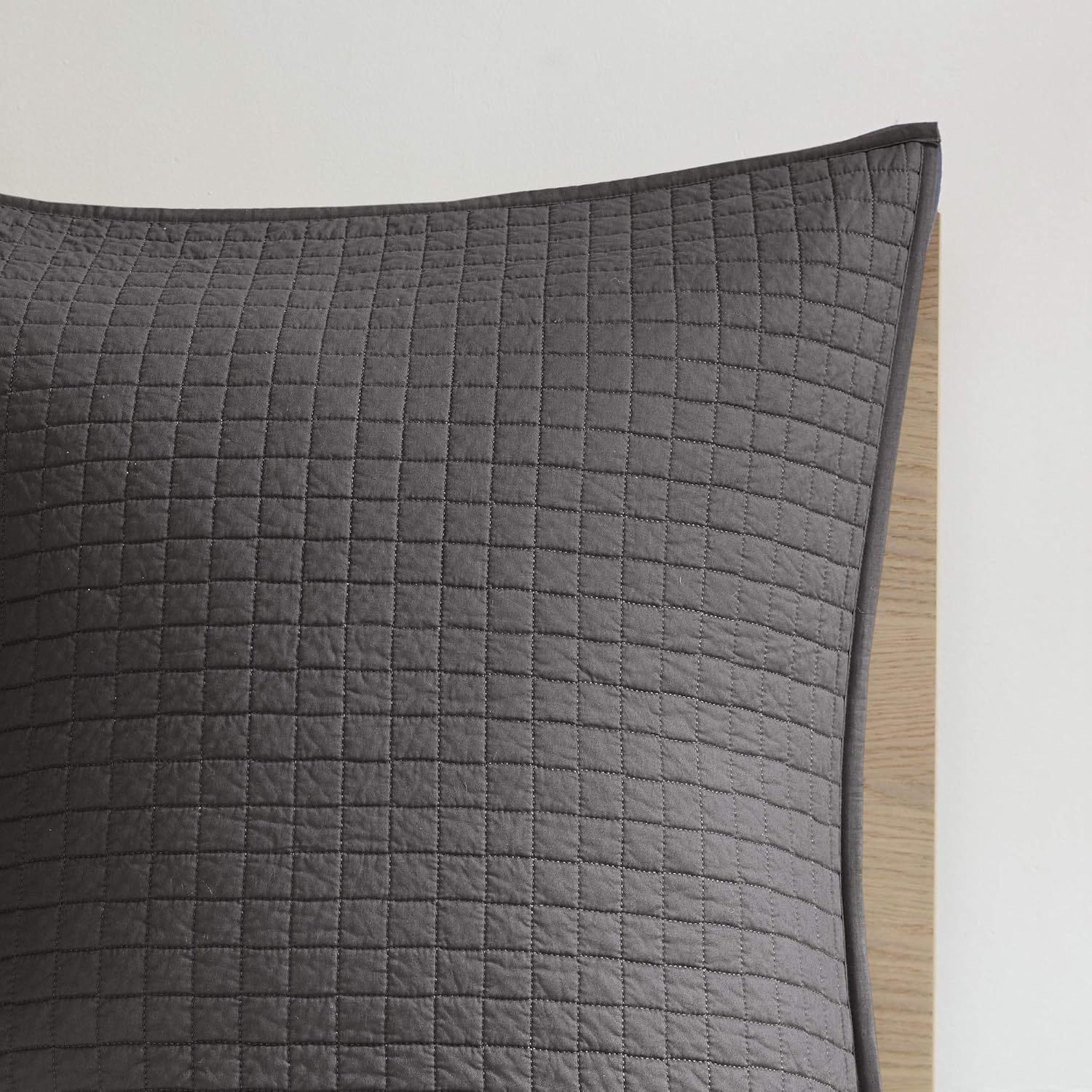 Urban Habitat – Juego de edredón 100% algodón Jacquard, cobertura de edredón para todas las estaciones chic que proporciona un acento desgastado de