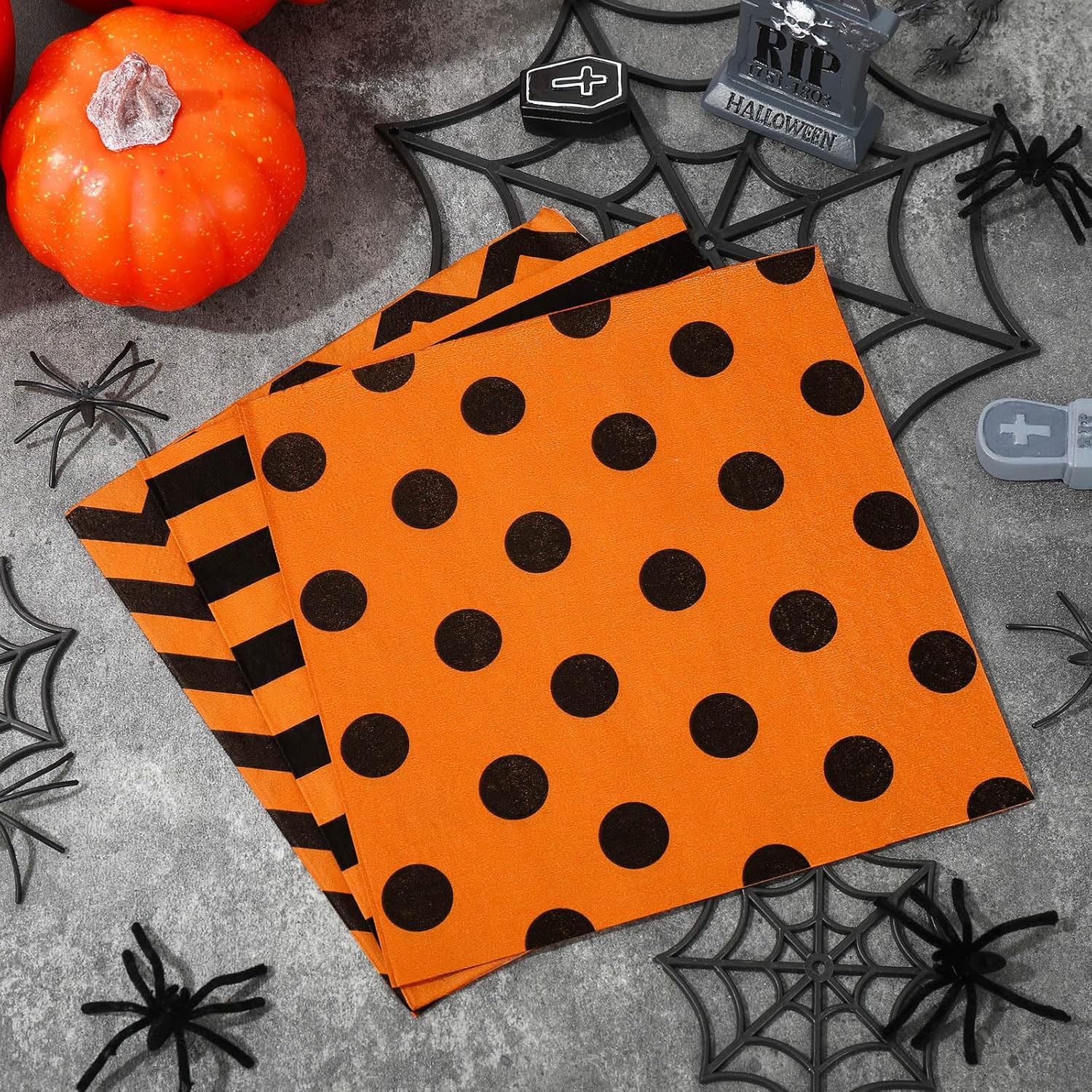 Whaline Servilletas de papel de Halloween de 6.5 pulgadas, color naranja y negro, con rayas, lunares, servilletas de almuerzo geométricas